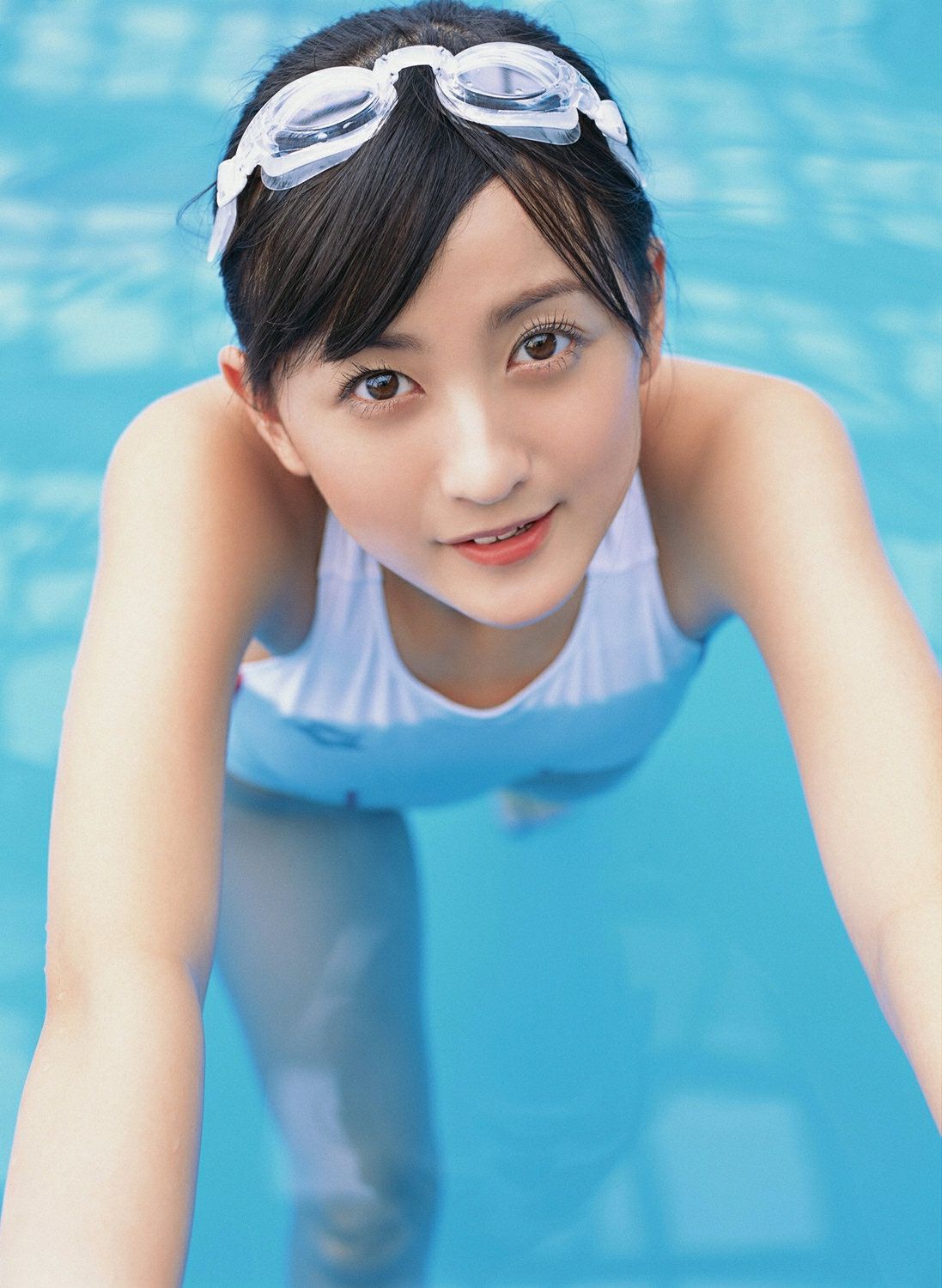 [YS Web] Vol.222 Ayaka Komatsu 小松彩夏/(68P)