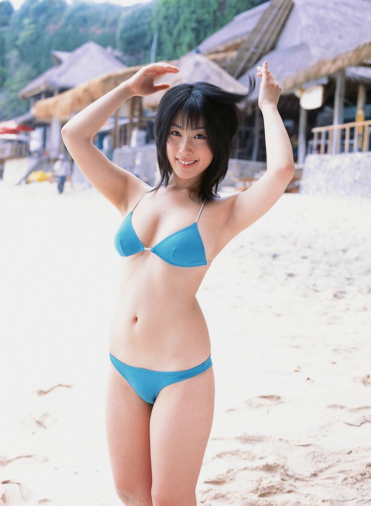 佐藤寛子《Lights,Camera,Action》 [YS Web] Vol.137/(72P)