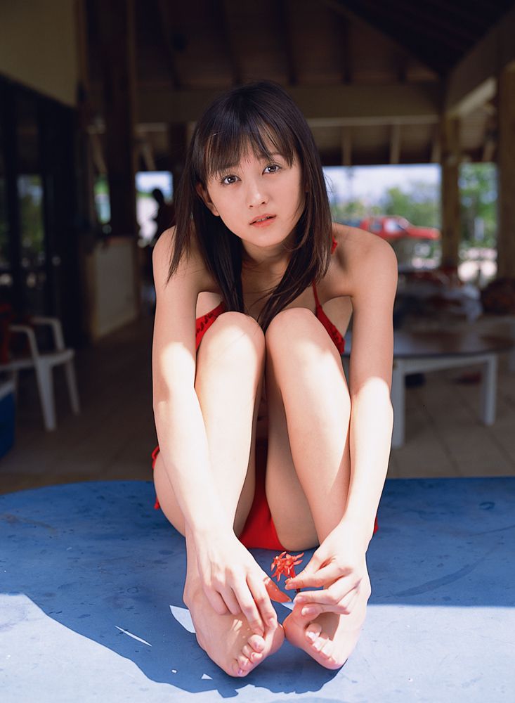 小松彩夏《Genuine》 [YS Web] Vol.121/(64P)