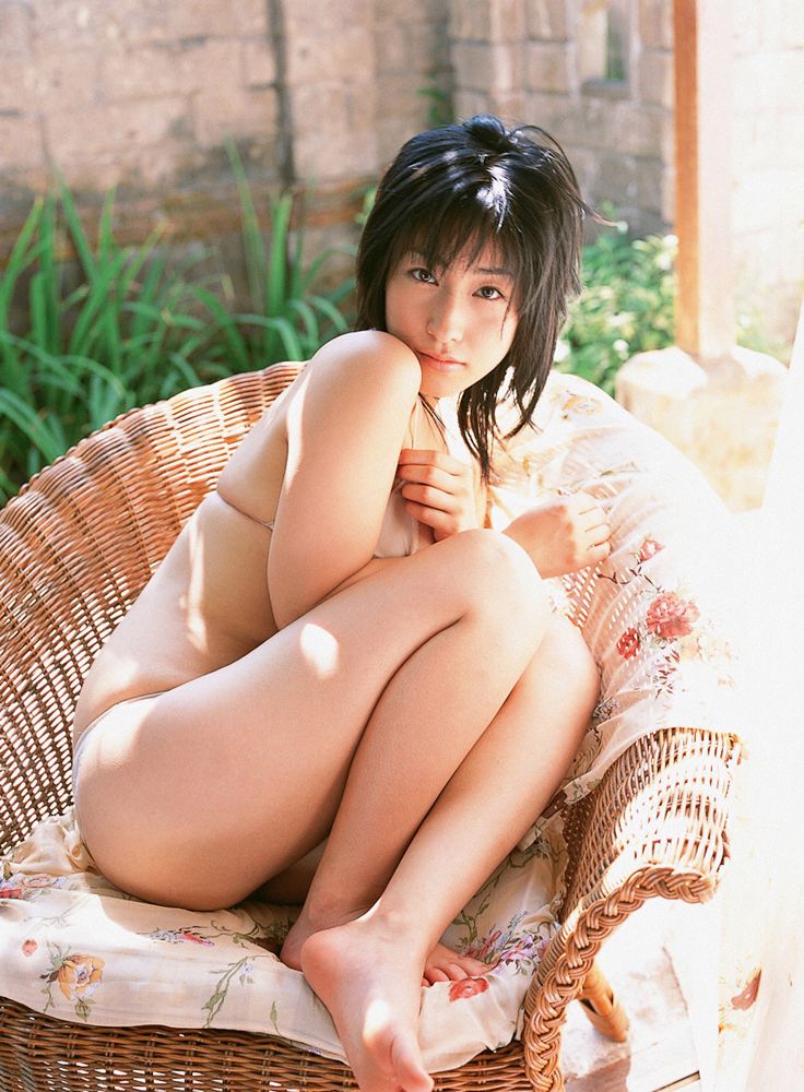 佐藤寛子《Dive Into Your Body》 [YS Web] Vol.127/(67P)