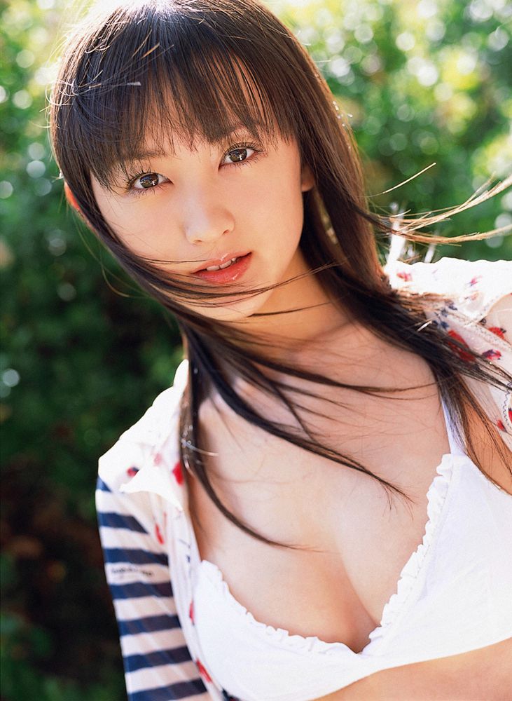 小松彩夏《Genuine》 [YS Web] Vol.121/(64P)