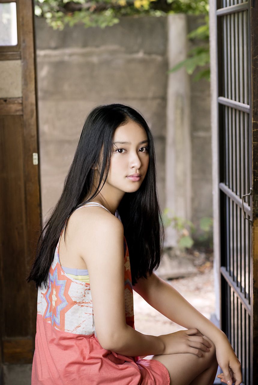 武井咲 Emi Takei 《2012年12月刊号》 [Image.tv]/(27P)