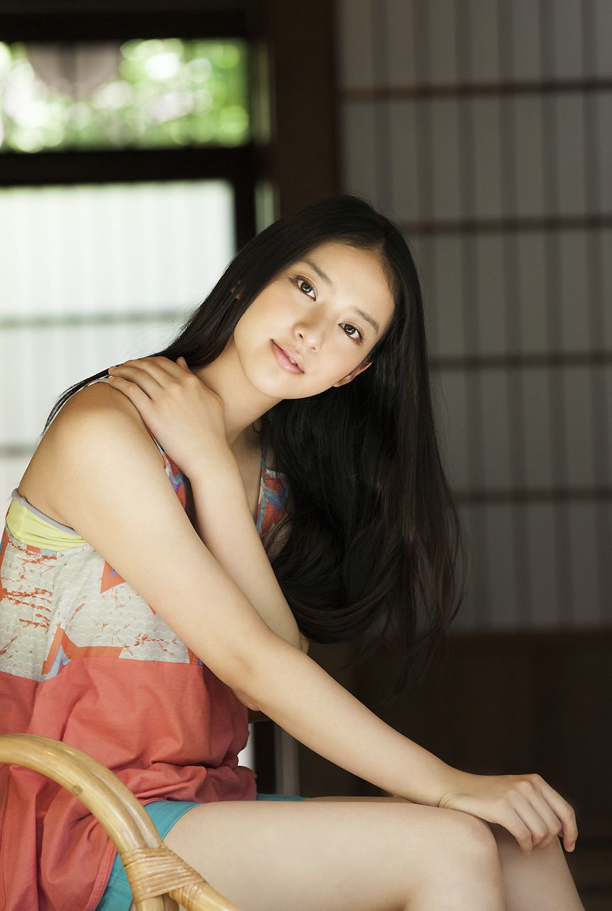 武井咲 Emi Takei 《2012年12月刊号》 [Image.tv]/(27P)