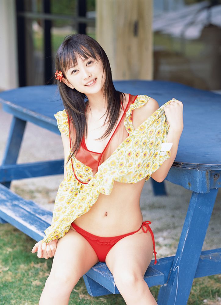 小松彩夏《Genuine》 [YS Web] Vol.121/(64P)