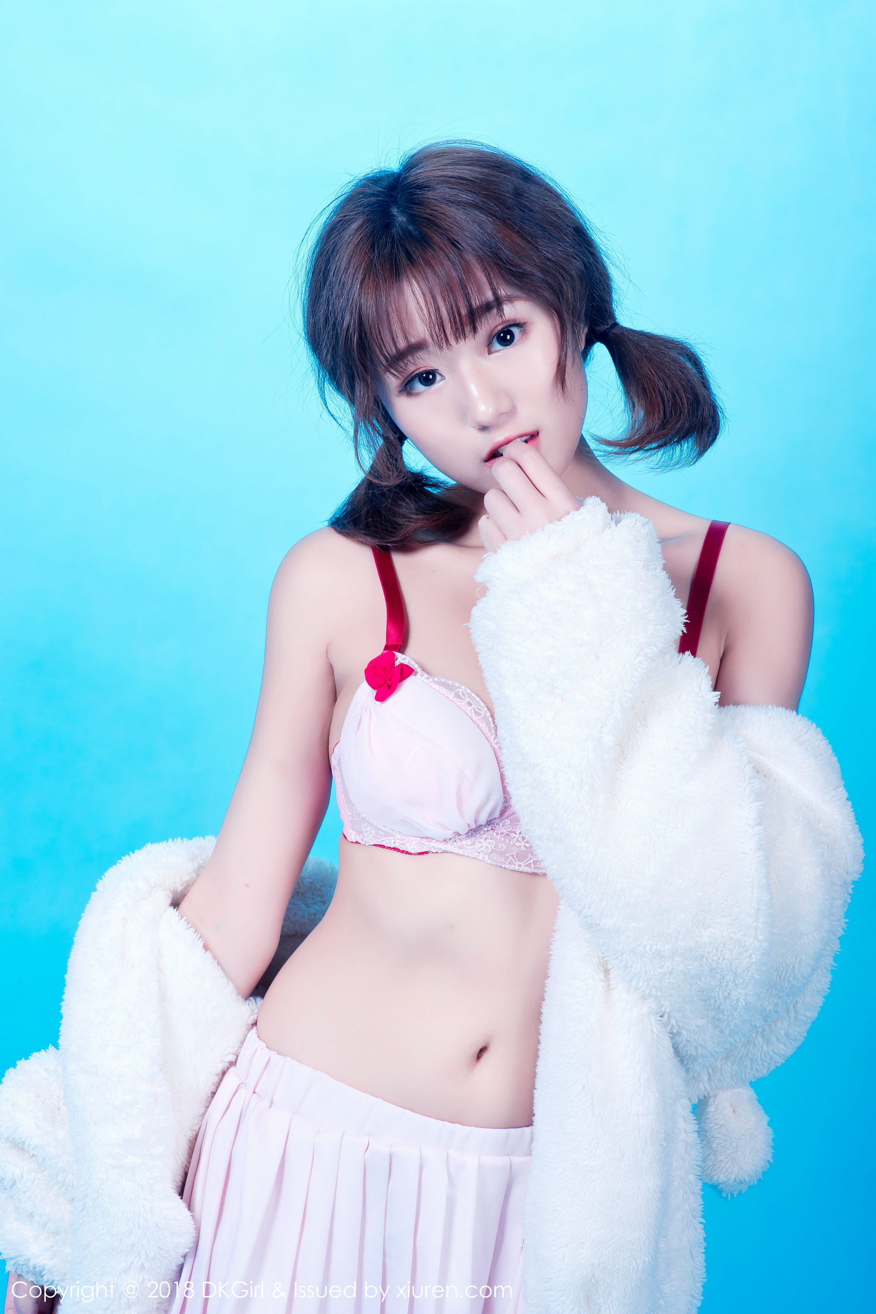 仓井优香《美乳童颜少女》 [御女郎DKGirl] Vol.066/(52P)