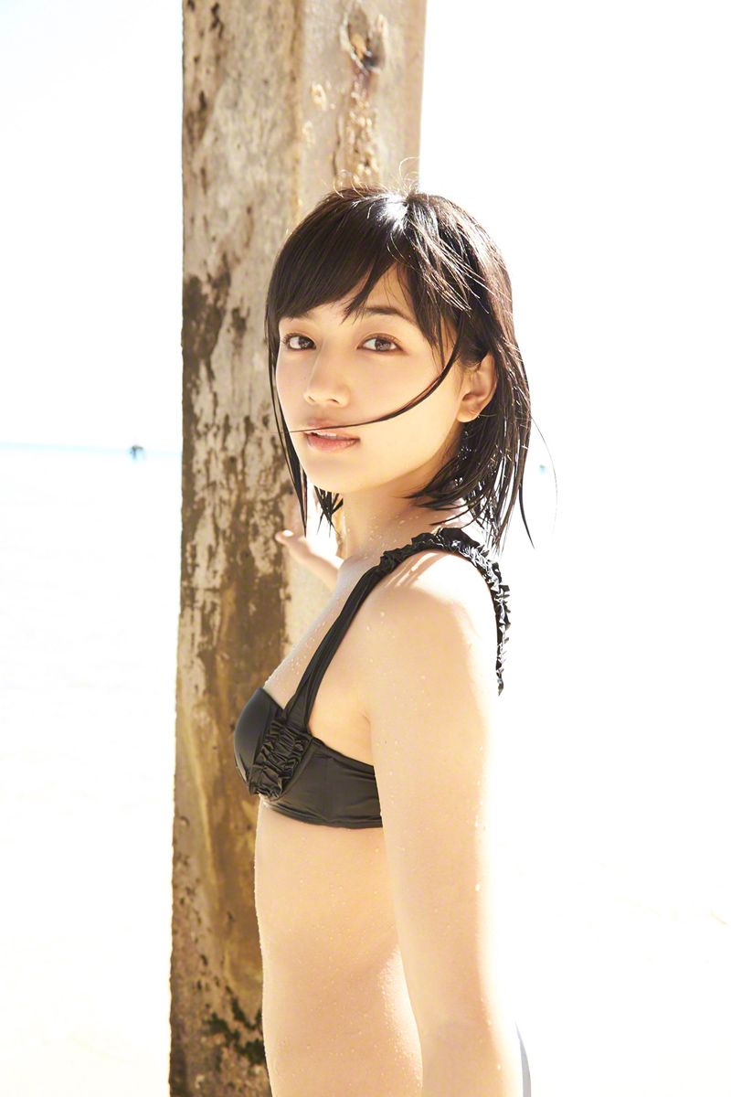 [Wanibooks] NO.132 Haruna Kawaguchi 川口春奈/(166P)