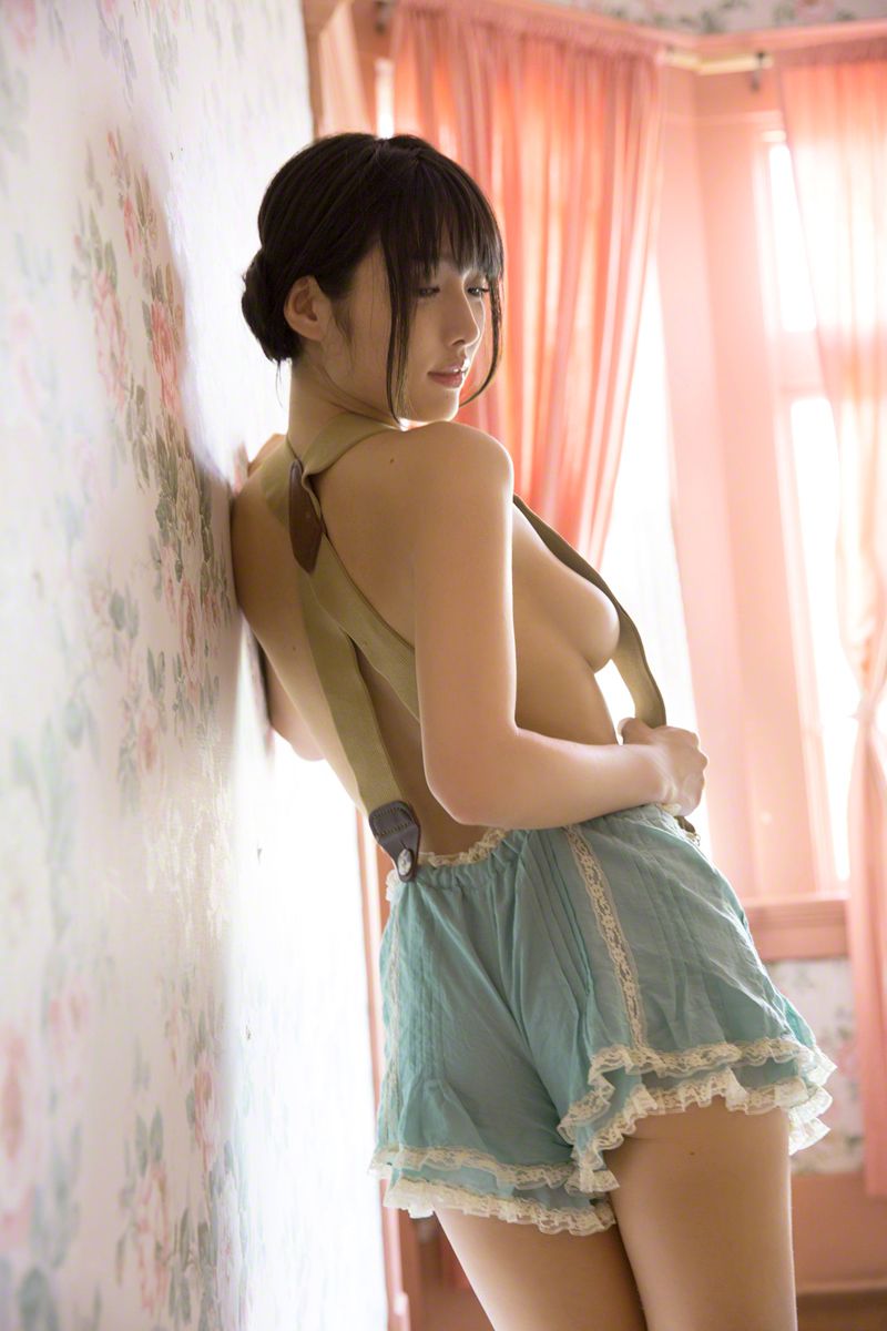 [Wanibooks] NO.127 Anna Konno 今野杏南/(194P)