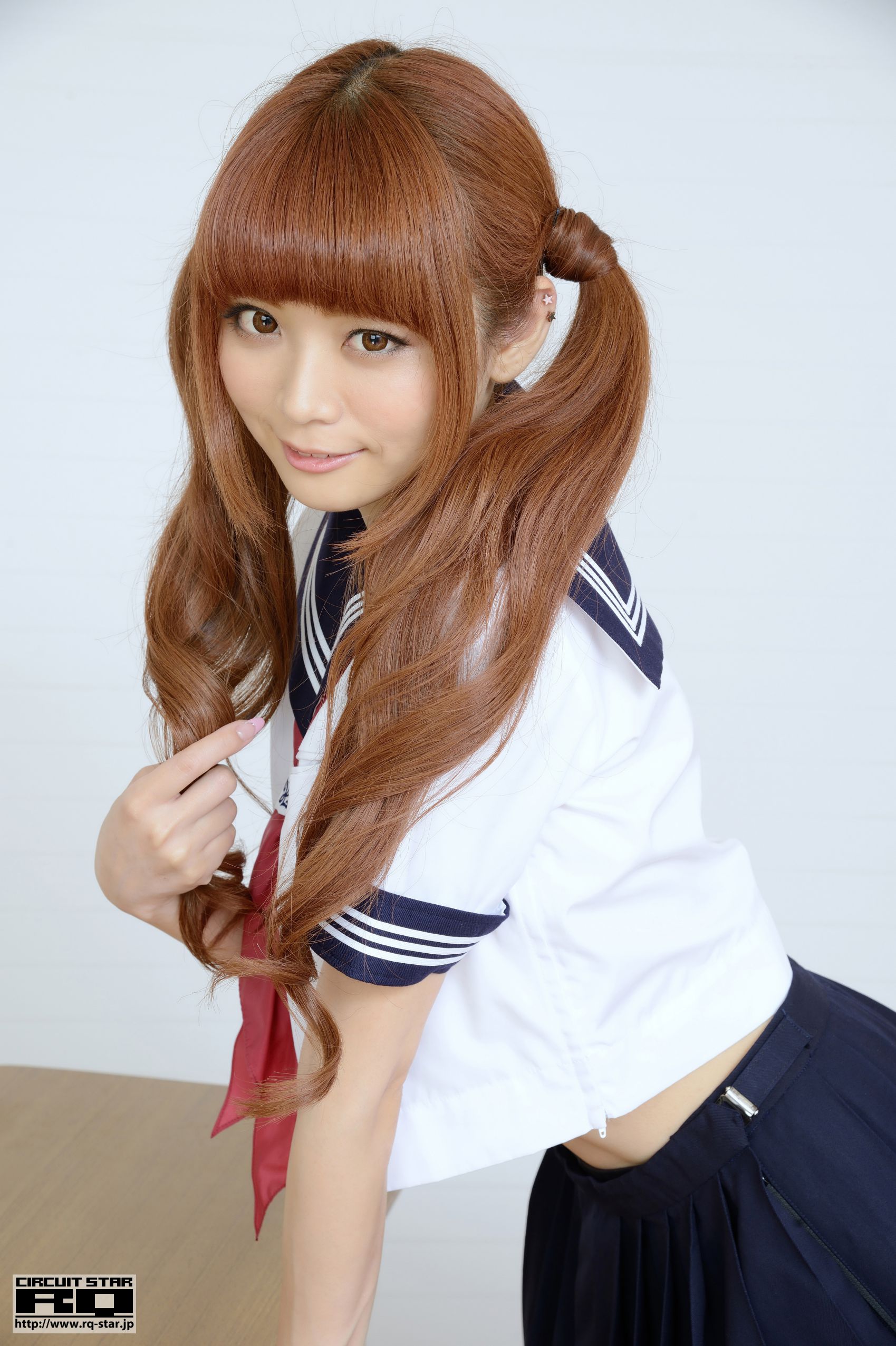 [RQ-STAR] NO.00831 朔矢あいね Sailor Girl 水手服 写真集/(80P)