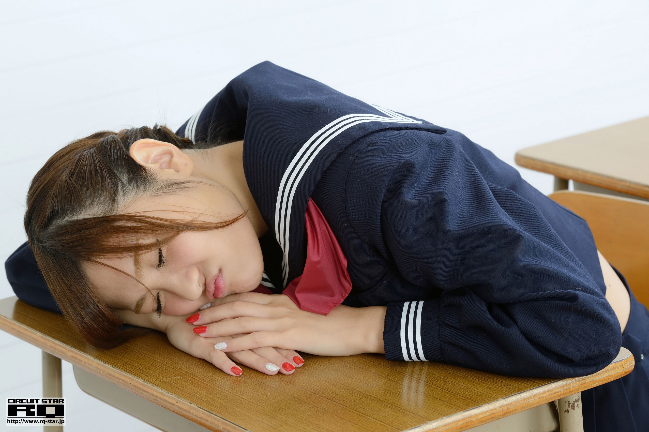 [RQ-STAR] NO.00876 神咲はるか School Girl 校服 写真集/(80P)