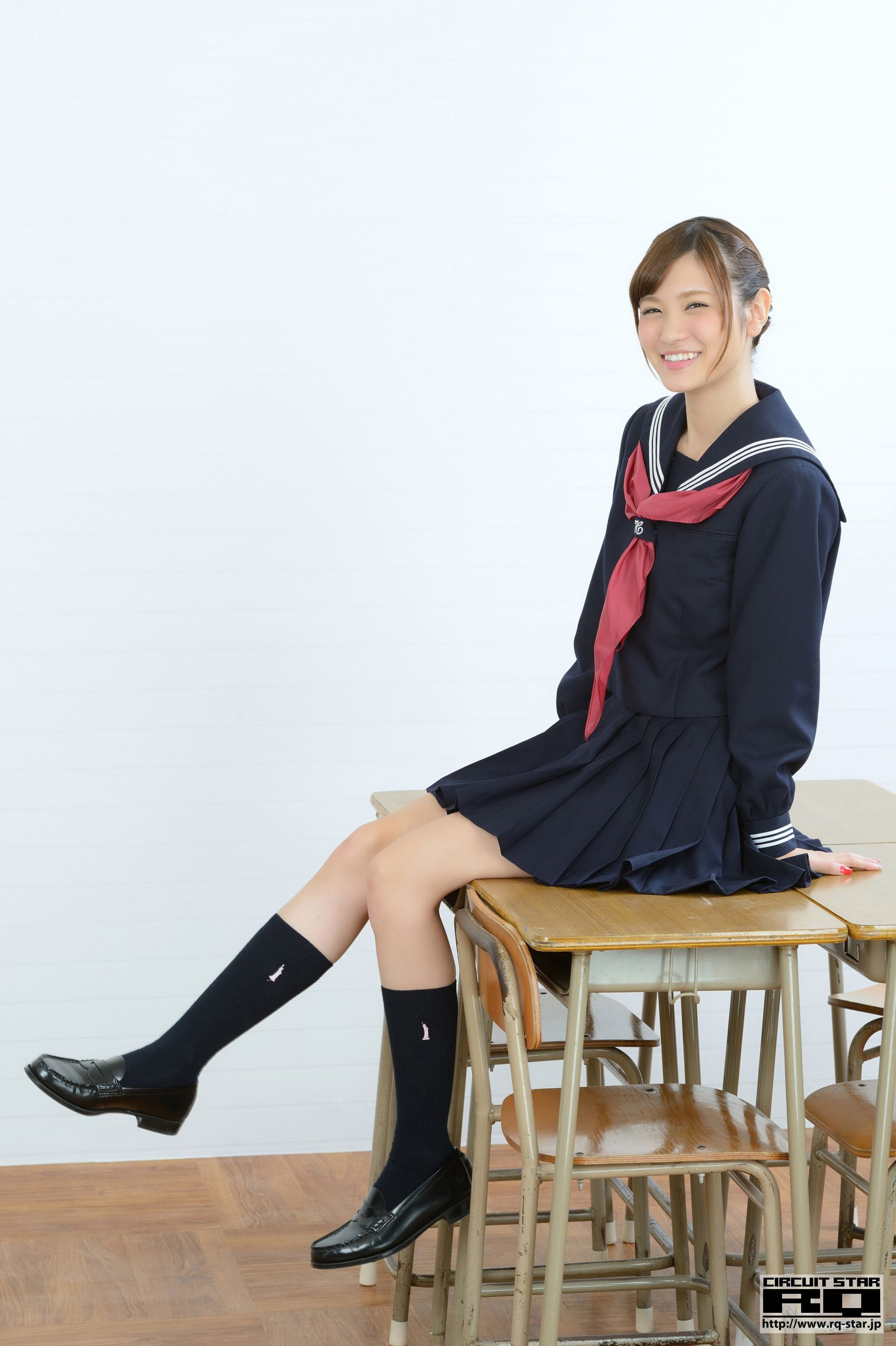 [RQ-STAR] NO.00876 神咲はるか School Girl 校服 写真集/(80P)