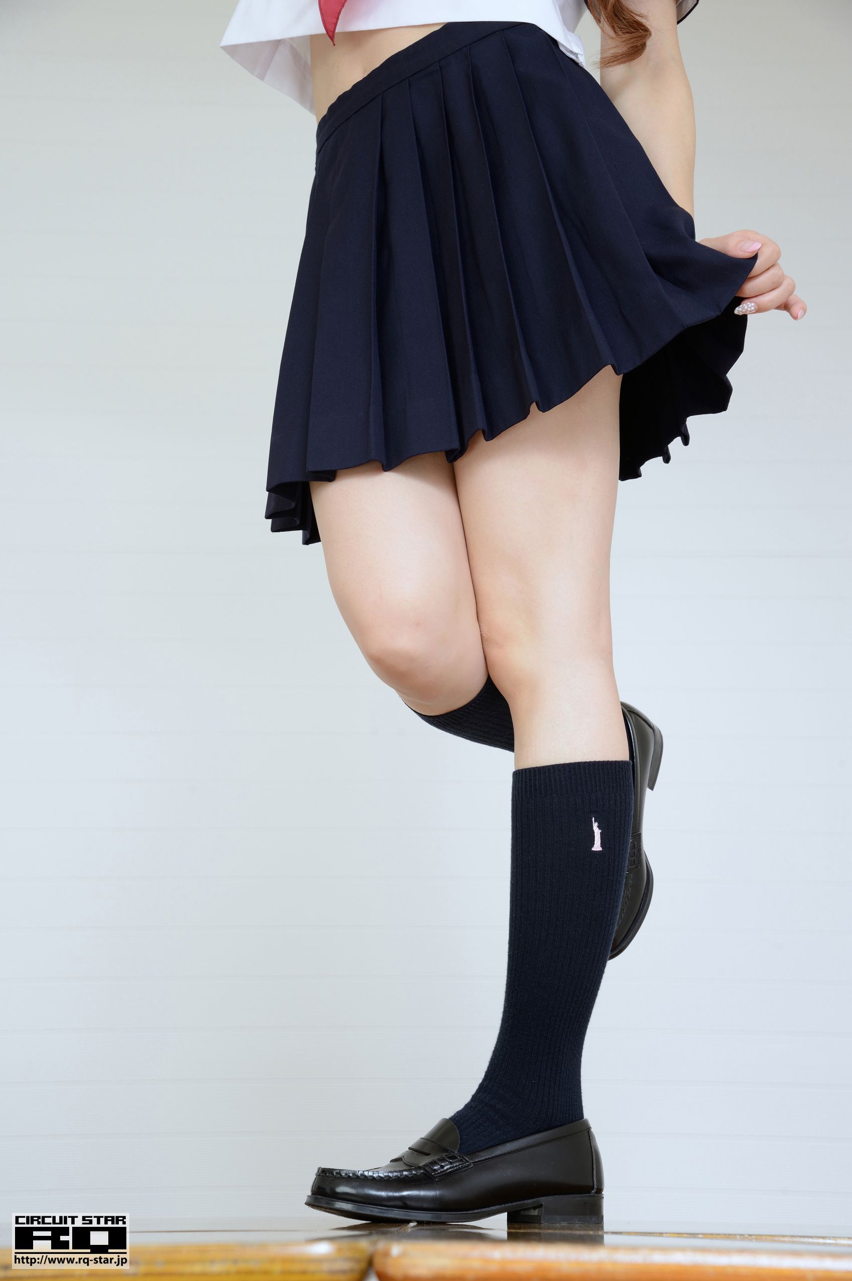 [RQ-STAR] NO.00831 朔矢あいね Sailor Girl 水手服 写真集/(80P)