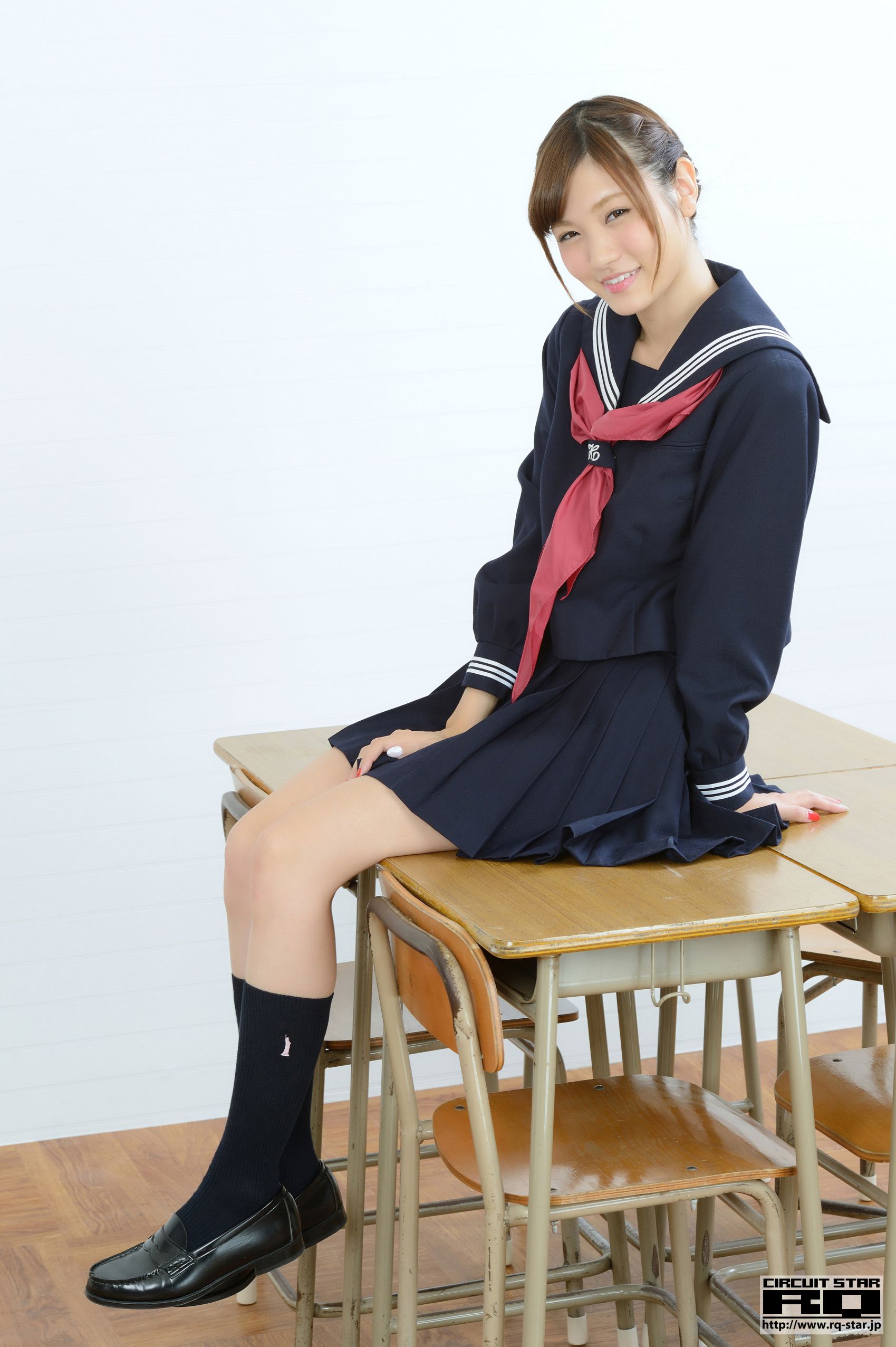 [RQ-STAR] NO.00876 神咲はるか School Girl 校服 写真集/(80P)