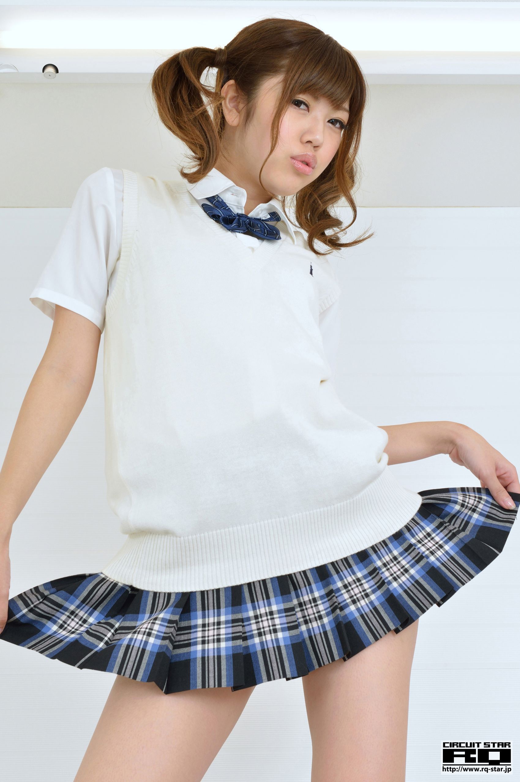 [RQ-STAR] NO.00820 新莊千歳 School Girl 校服系列 写真集/(90P)