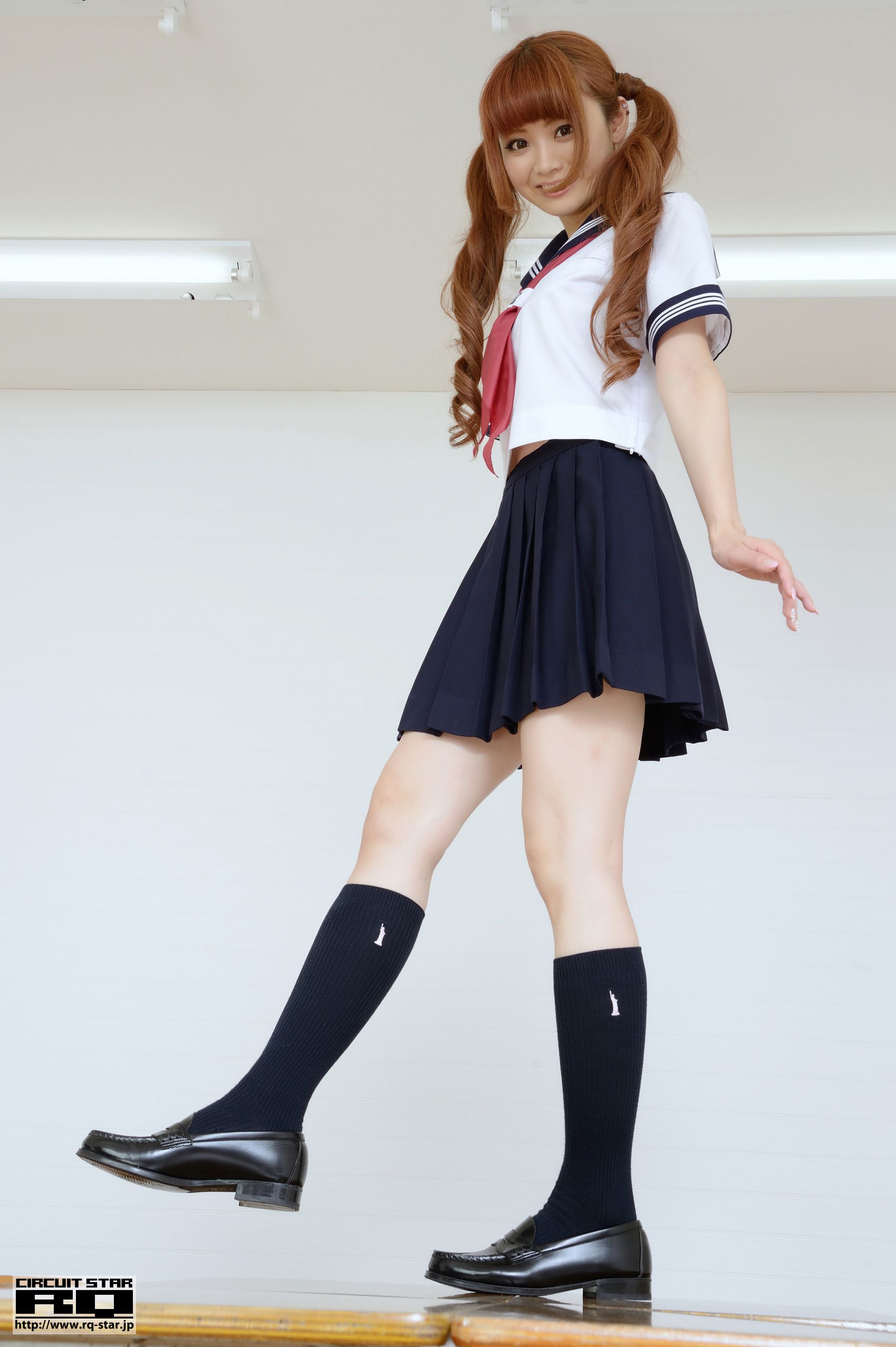 [RQ-STAR] NO.00831 朔矢あいね Sailor Girl 水手服 写真集/(80P)