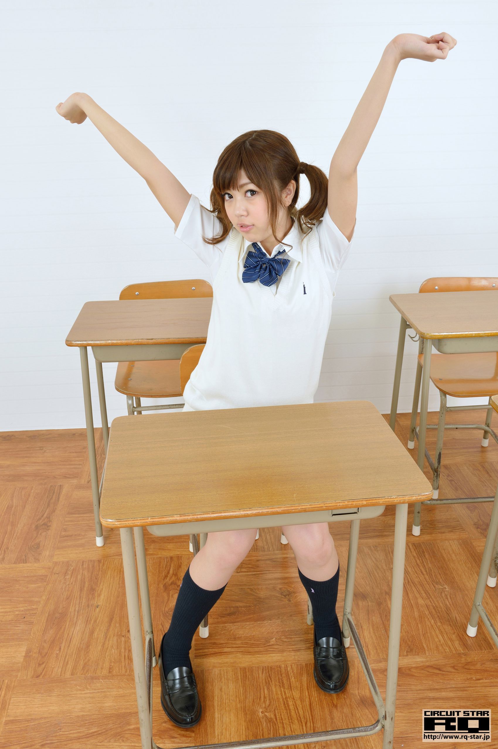 [RQ-STAR] NO.00820 新莊千歳 School Girl 校服系列 写真集/(90P)