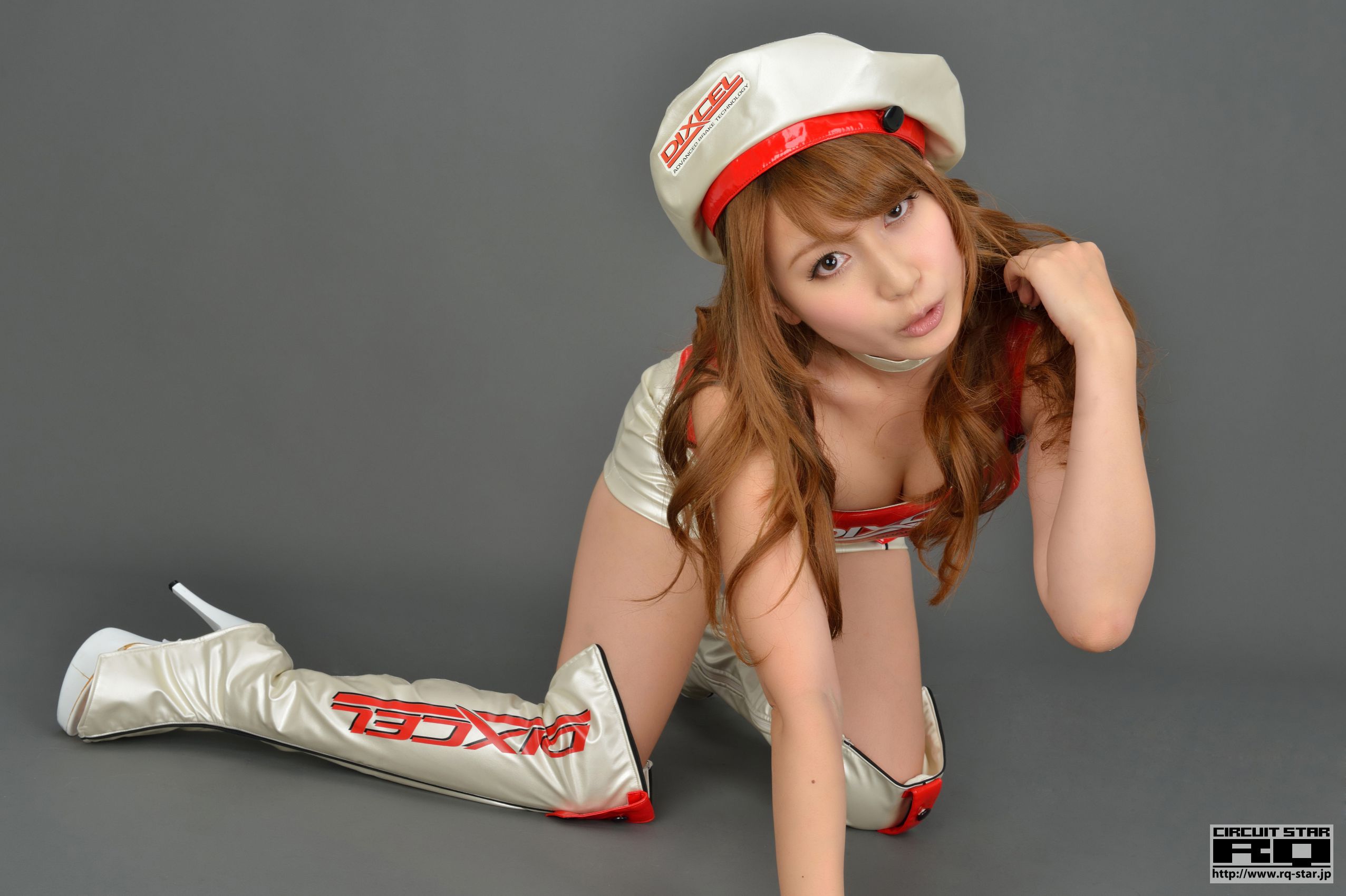 [RQ-STAR] NO.00693 夏川マノン Manon Natsukawa Race Queen 写真集/(80P)