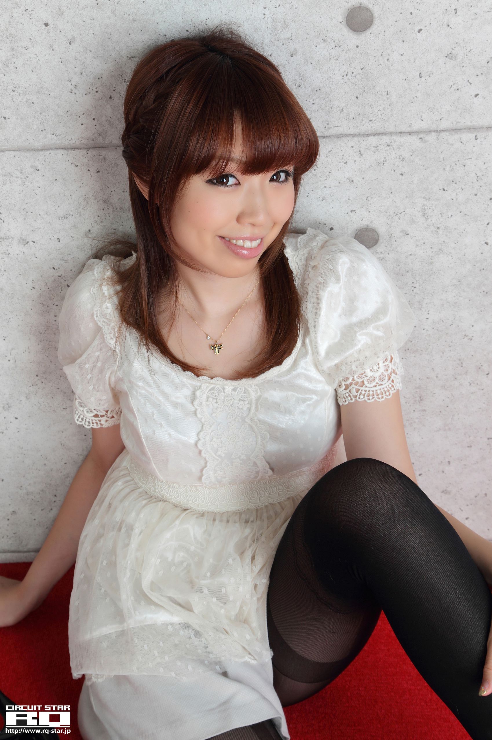 [RQ-STAR] NO.00599 Minori Yamaoka 山岡実乃里 Private Dress 写真集/(77P)