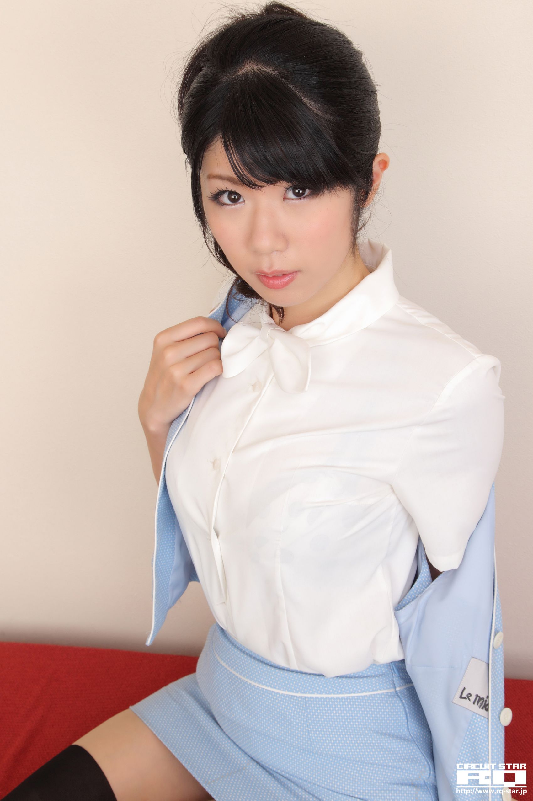 [RQ-STAR] NO.00614 Aoi Usami 宇佐美あおい Office Lady 写真集/(120P)