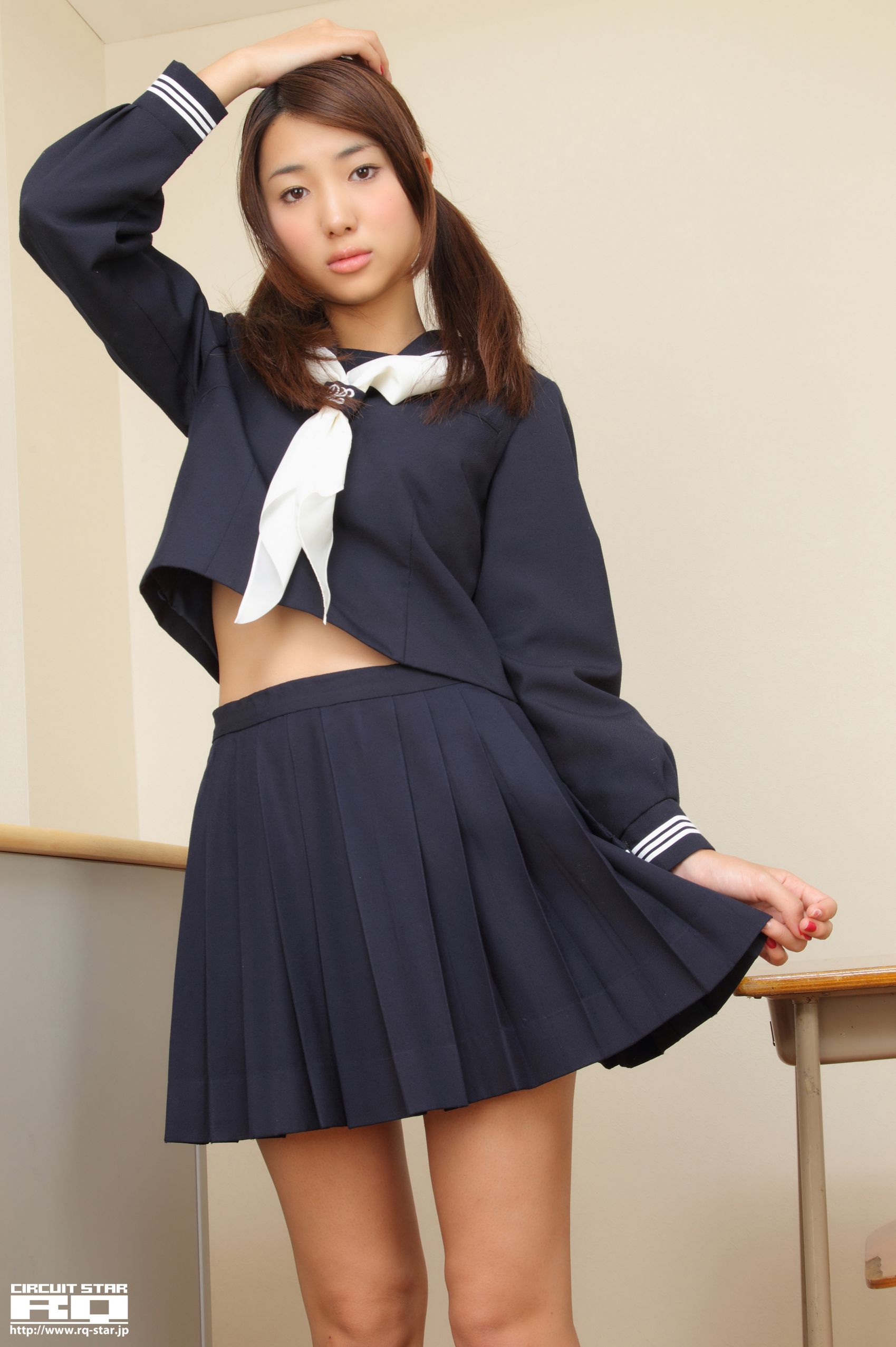 [RQ-STAR] NO.00590 Naoho Ichihashi 市橋直歩 School Girl 写真集/(155P)