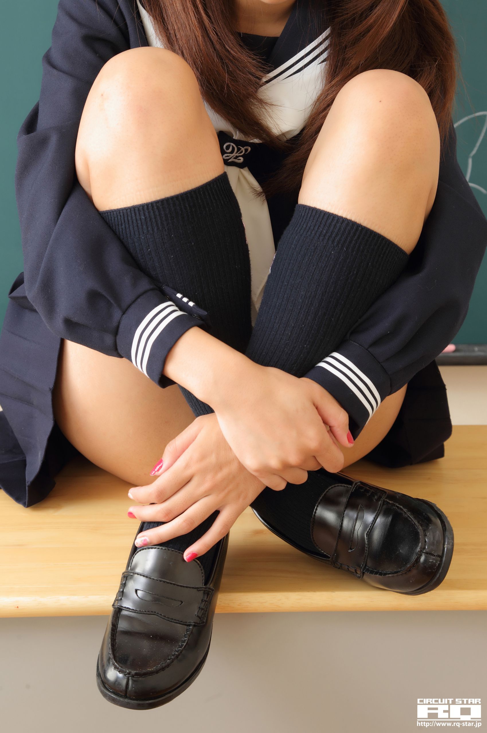 [RQ-STAR] NO.00590 Naoho Ichihashi 市橋直歩 School Girl 写真集/(155P)