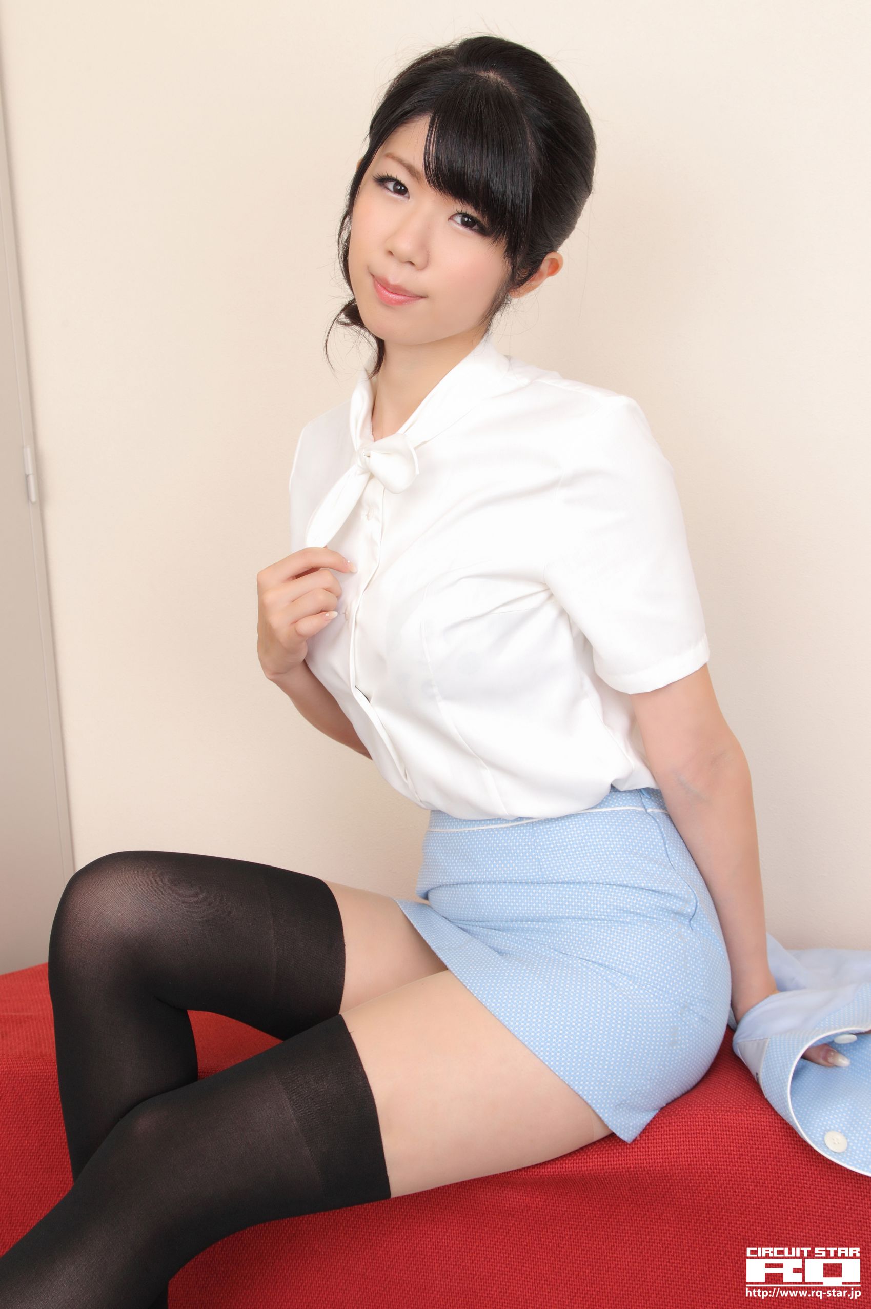 [RQ-STAR] NO.00614 Aoi Usami 宇佐美あおい Office Lady 写真集/(120P)