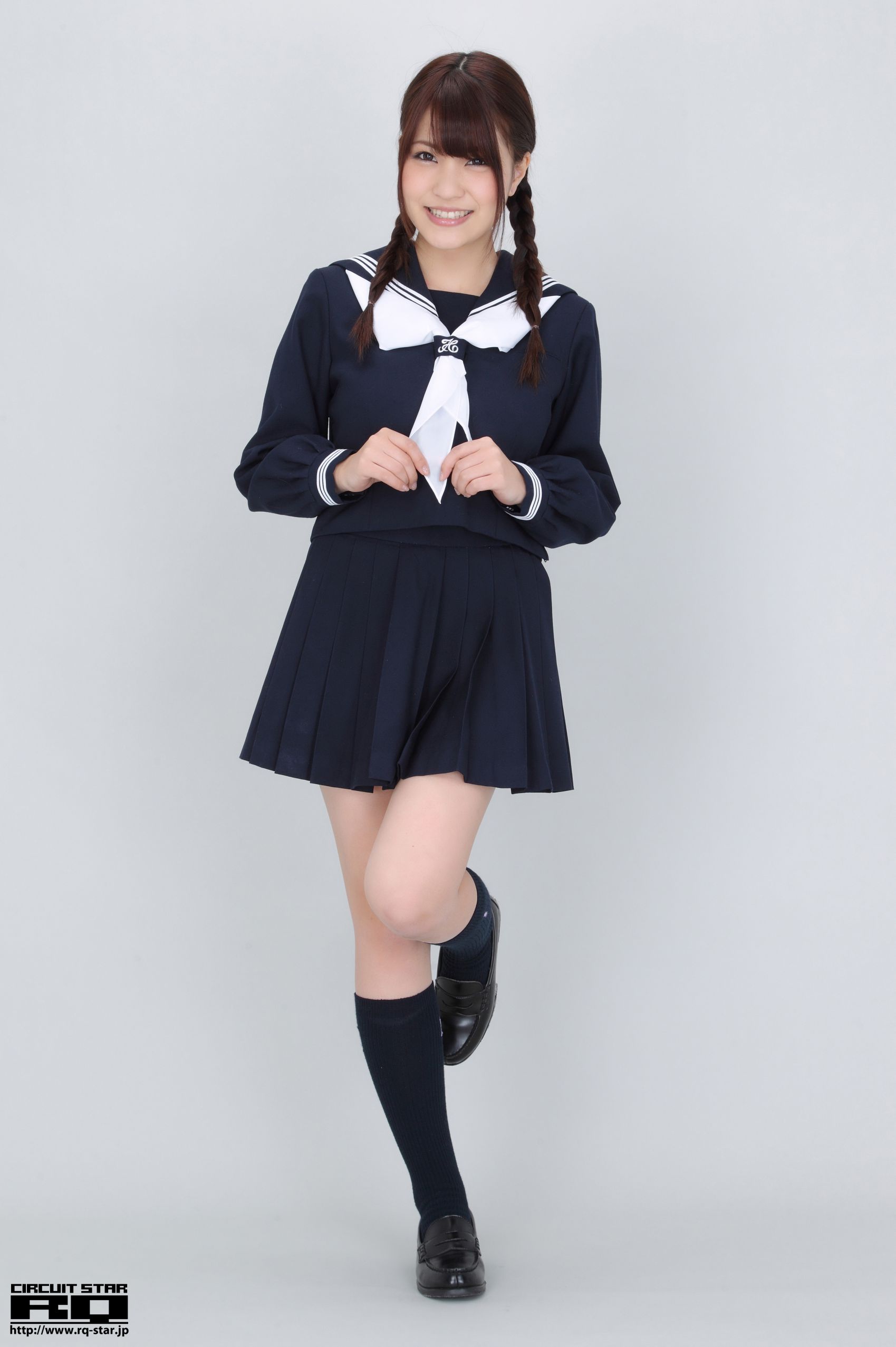 [RQ-STAR] NO.00607 柚崎明日香/岸明日香 High School 写真集/(140P)