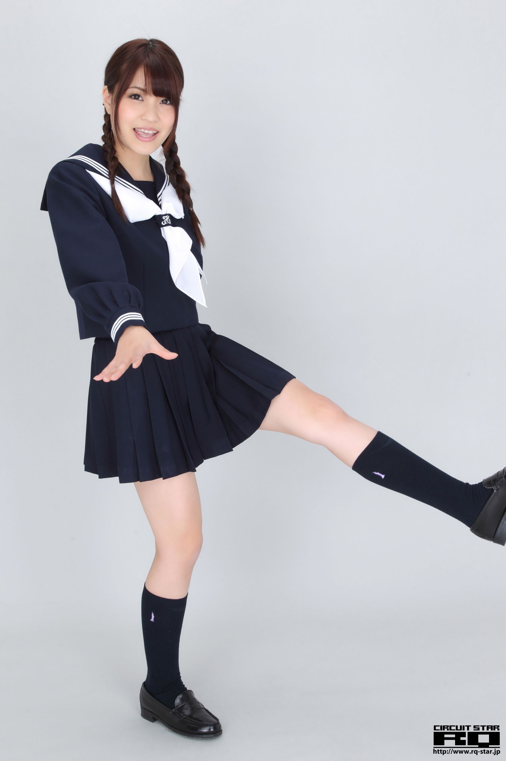 [RQ-STAR] NO.00607 柚崎明日香/岸明日香 High School 写真集/(140P)