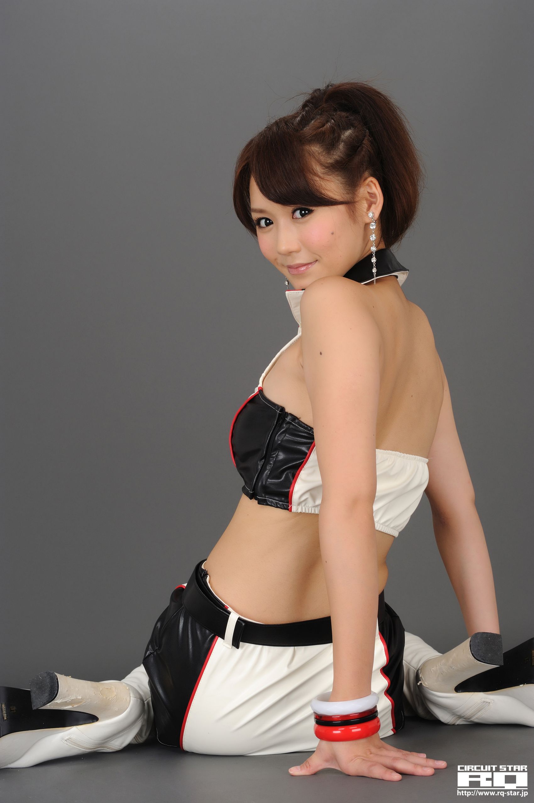 [RQ-STAR] NO.00540 Yumi 優実 Race Queen 写真集/(150P)