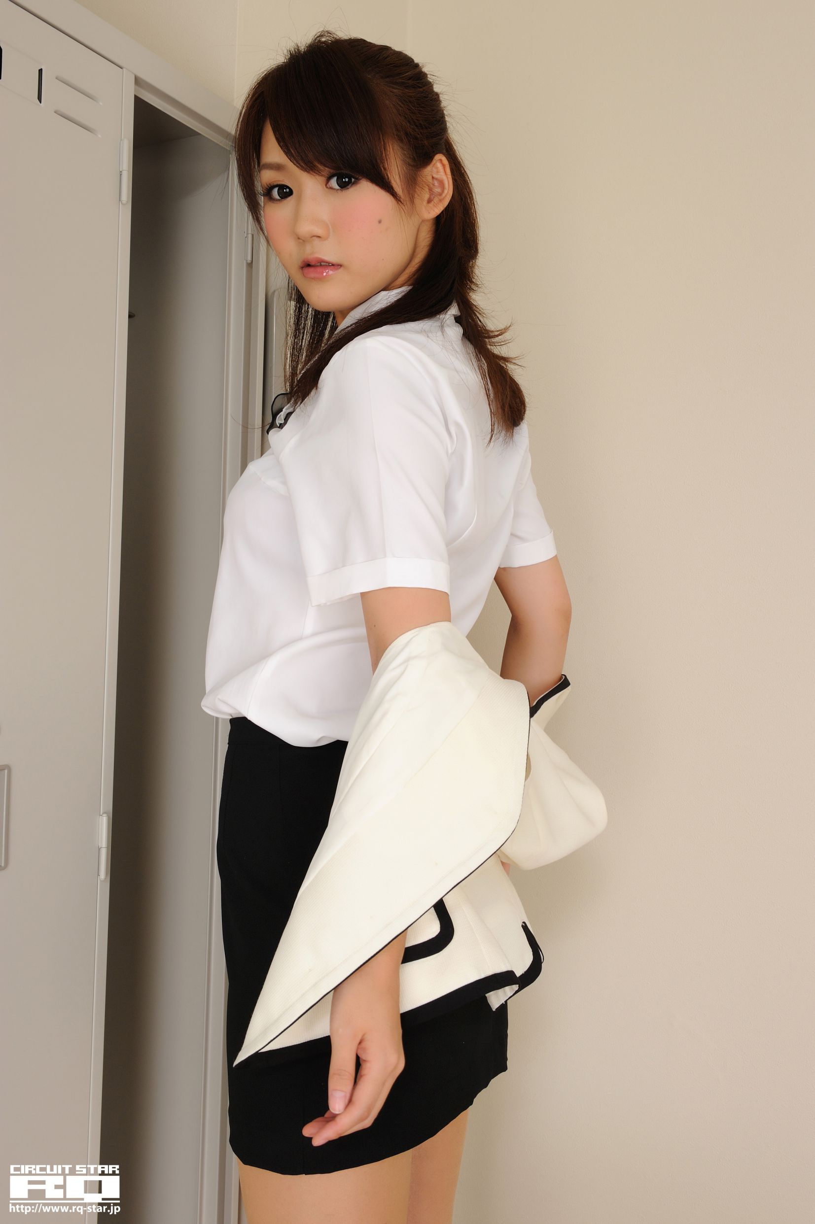 [RQ-STAR] NO.00536 Yumi 優実 Office Lady 写真集/(90P)