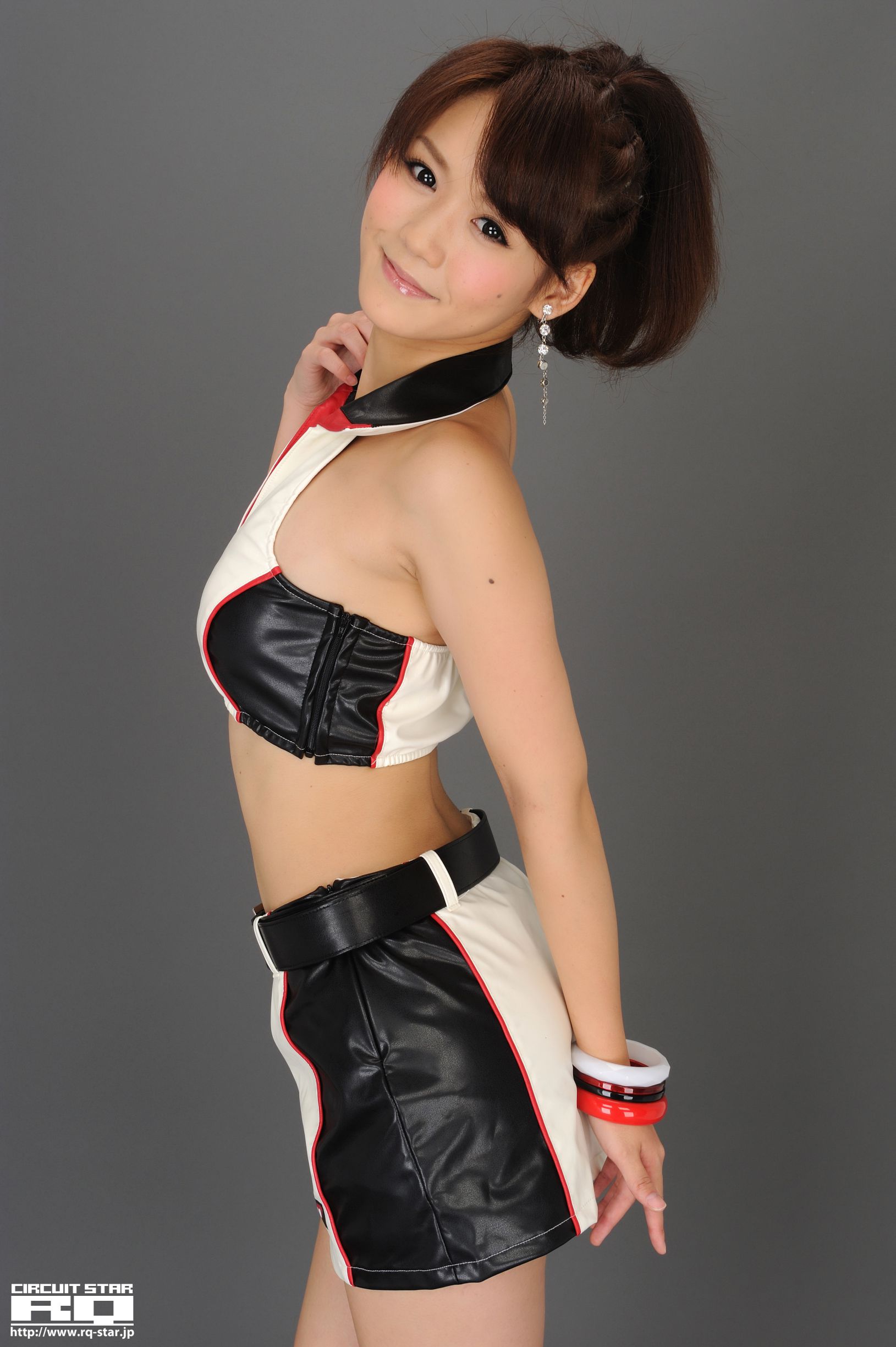 [RQ-STAR] NO.00540 Yumi 優実 Race Queen 写真集/(150P)