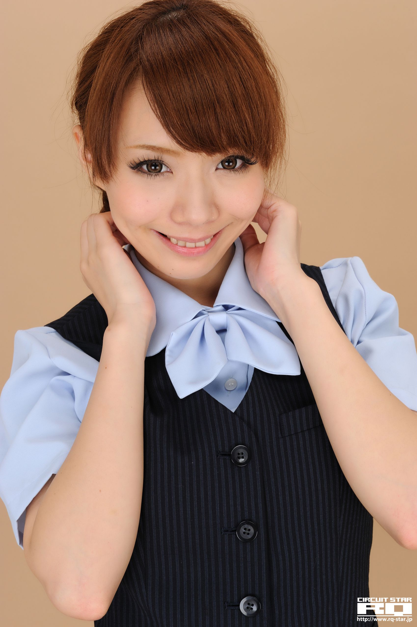 [RQ-STAR] NO.00524 Ari Takada 高田亜鈴 Office Lady 写真集/(115P)