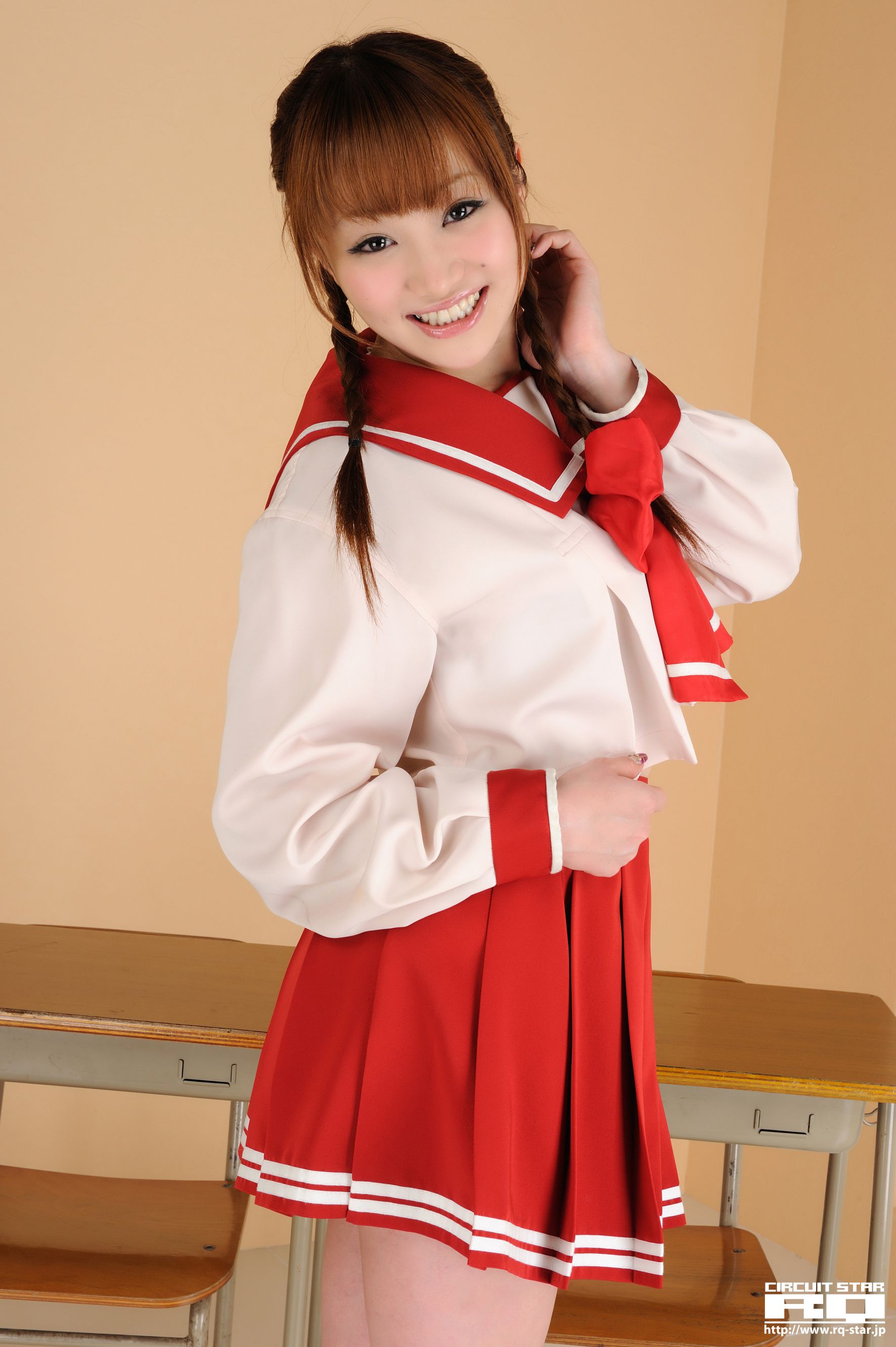 [RQ-STAR] NO.00452 葵由里佳 Sailor Style 水手服系列 写真集/(77P)