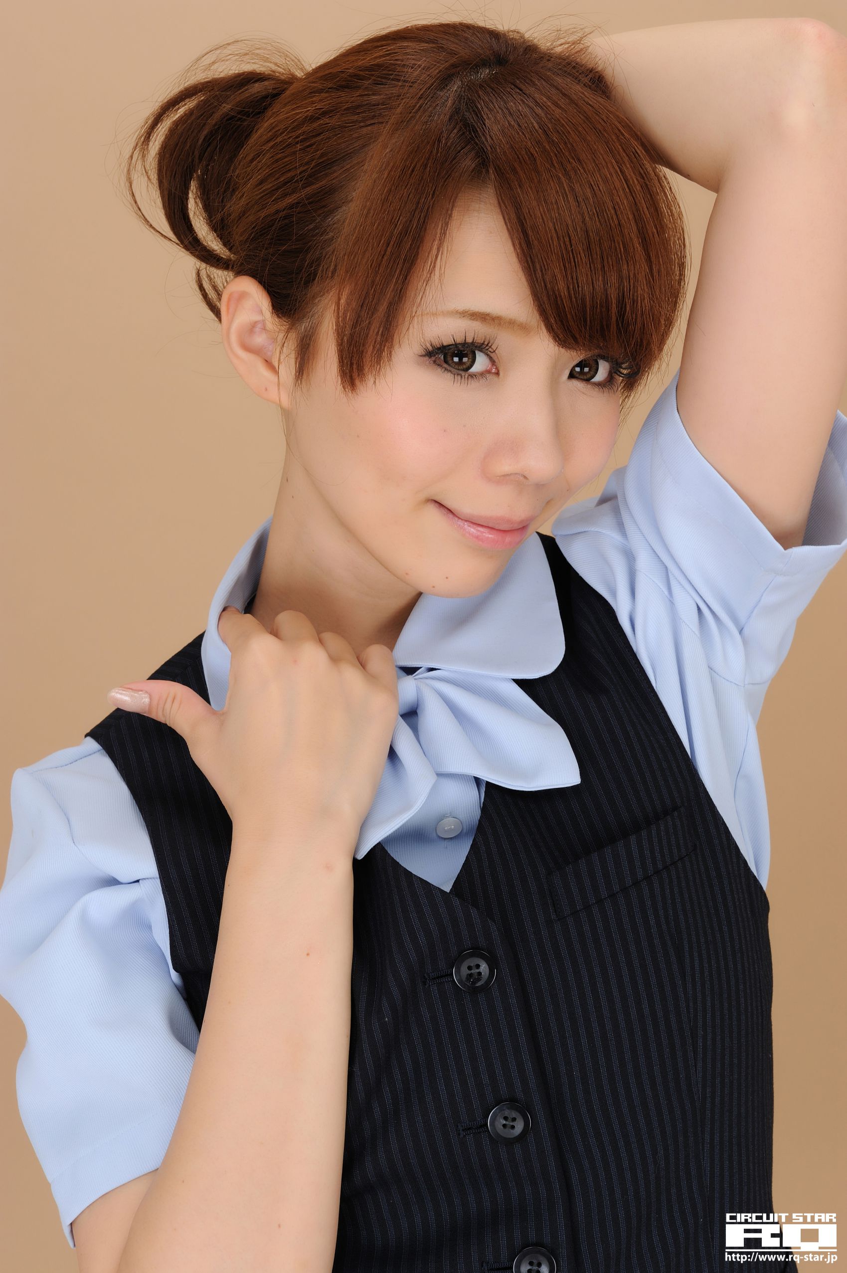 [RQ-STAR] NO.00524 Ari Takada 高田亜鈴 Office Lady 写真集/(115P)