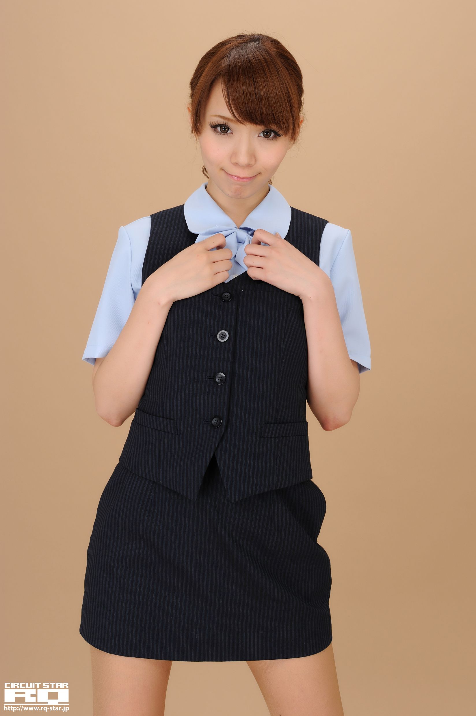 [RQ-STAR] NO.00524 Ari Takada 高田亜鈴 Office Lady 写真集/(115P)