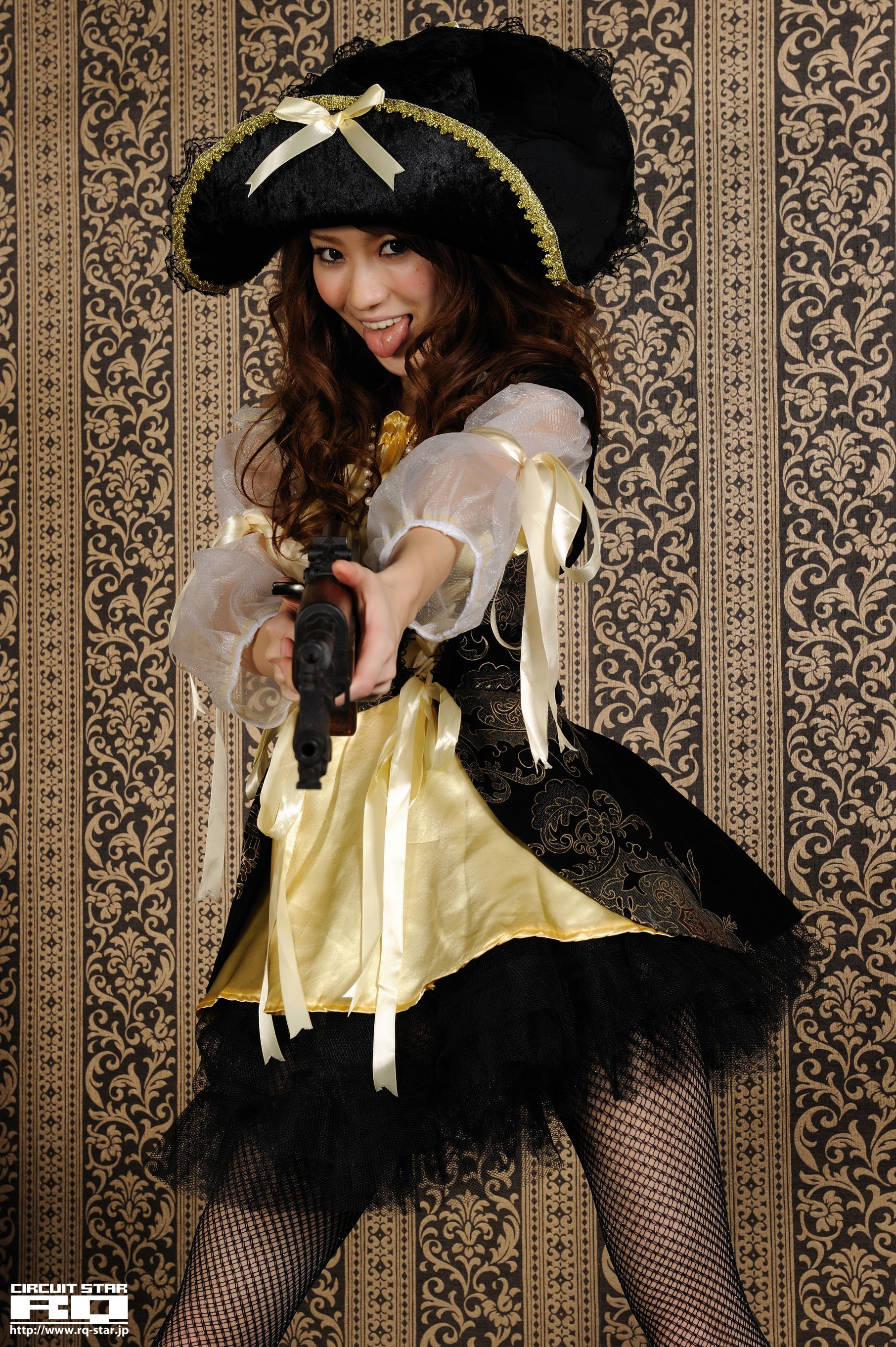 [RQ-STAR] NO.00417 Shihomi Ogoshi 小越しほみ Pirate Costume 丝袜美腿写真集/(71P)