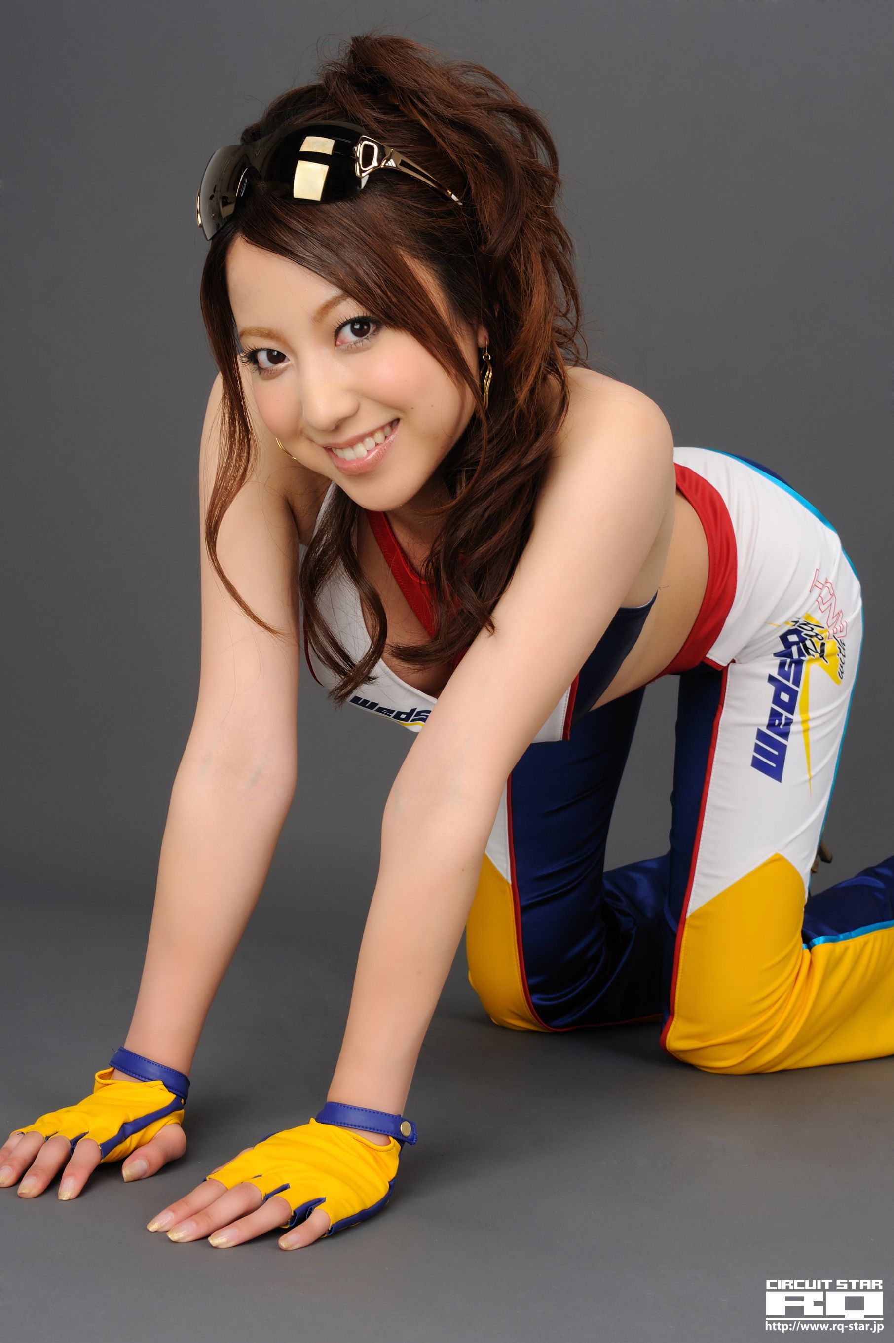 [RQ-STAR] NO.00301 横山かおり Race Queen 写真集/(140P)