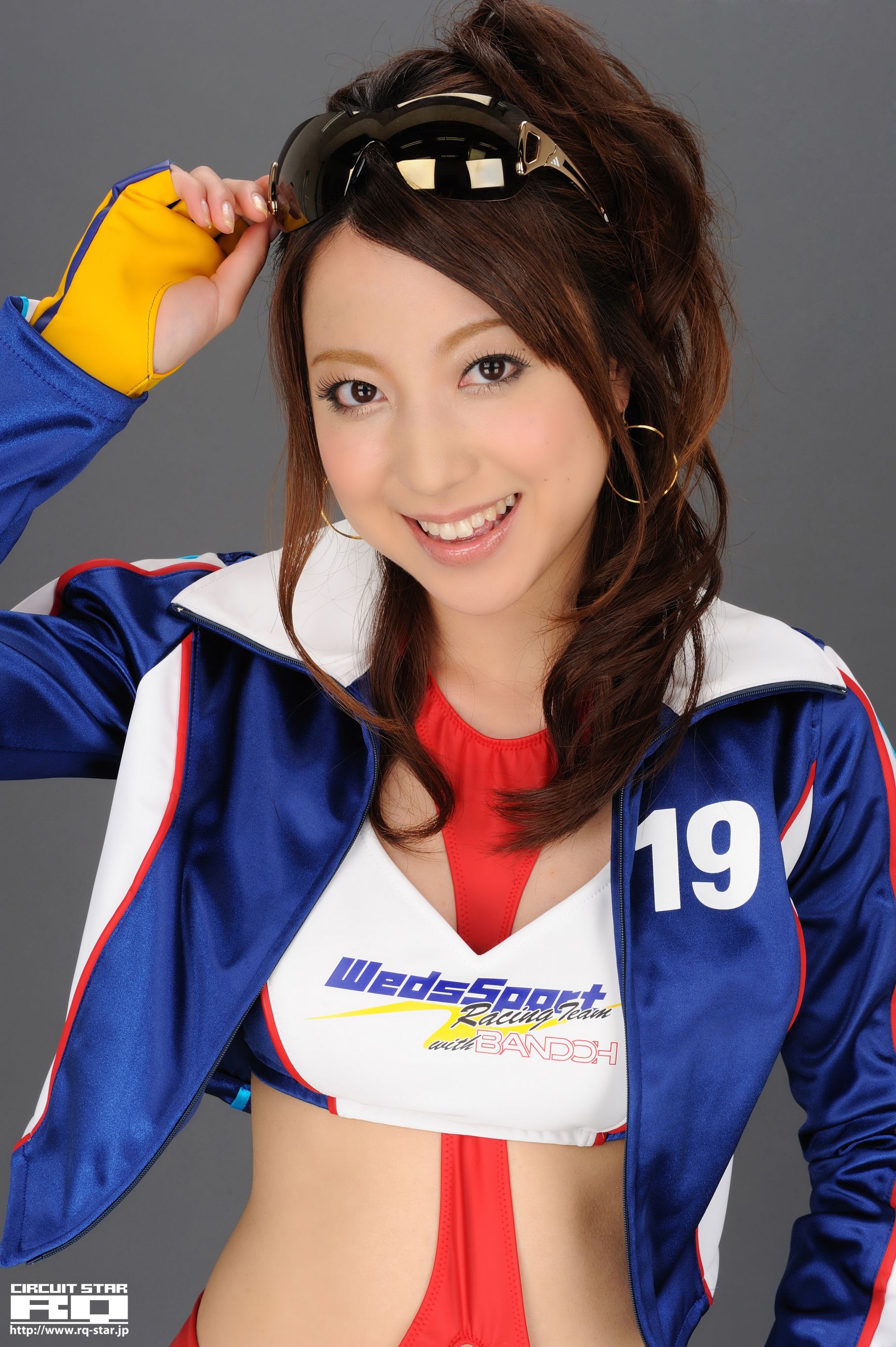 [RQ-STAR] NO.00301 横山かおり Race Queen 写真集/(140P)