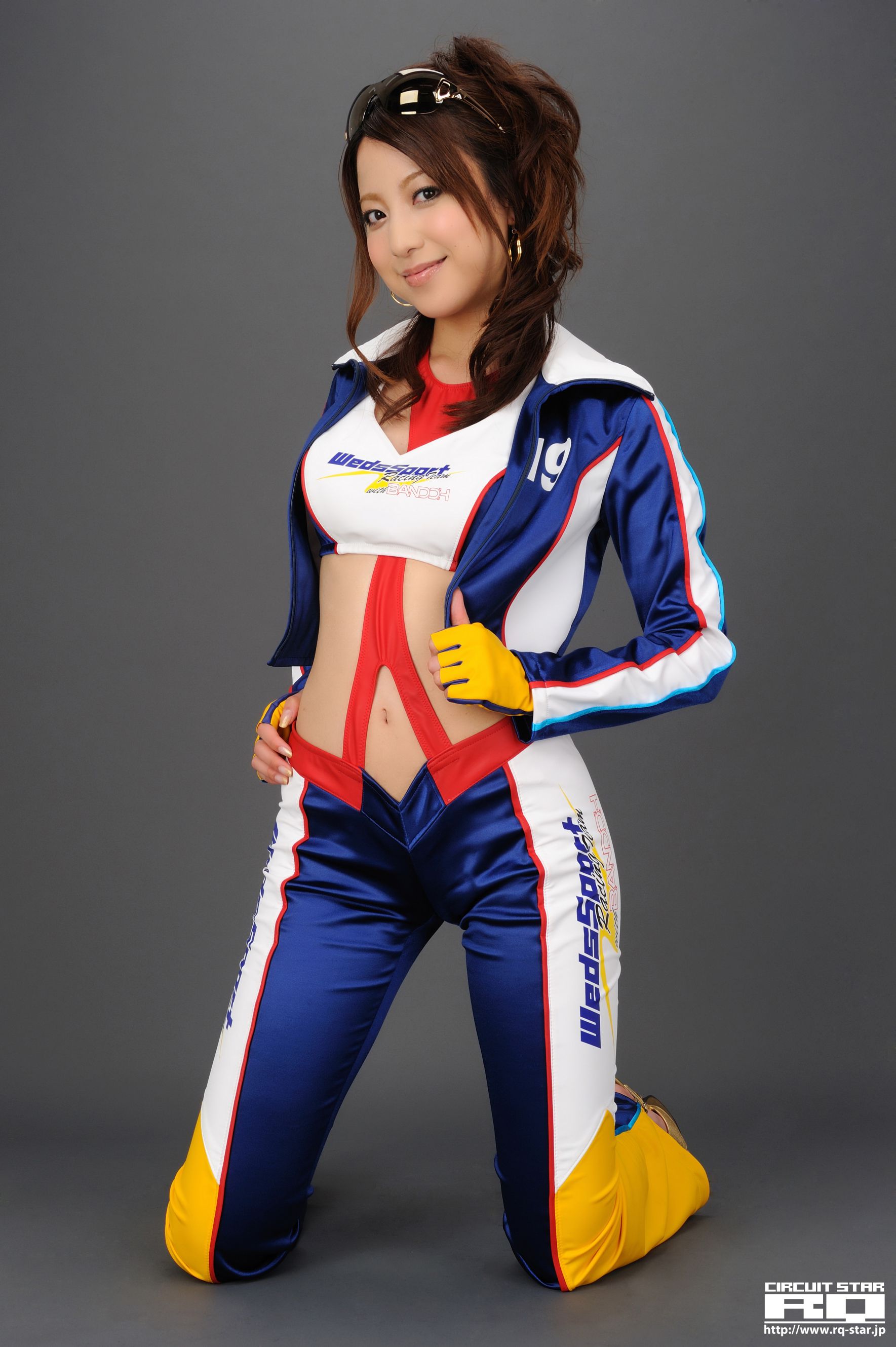 [RQ-STAR] NO.00301 横山かおり Race Queen 写真集/(140P)