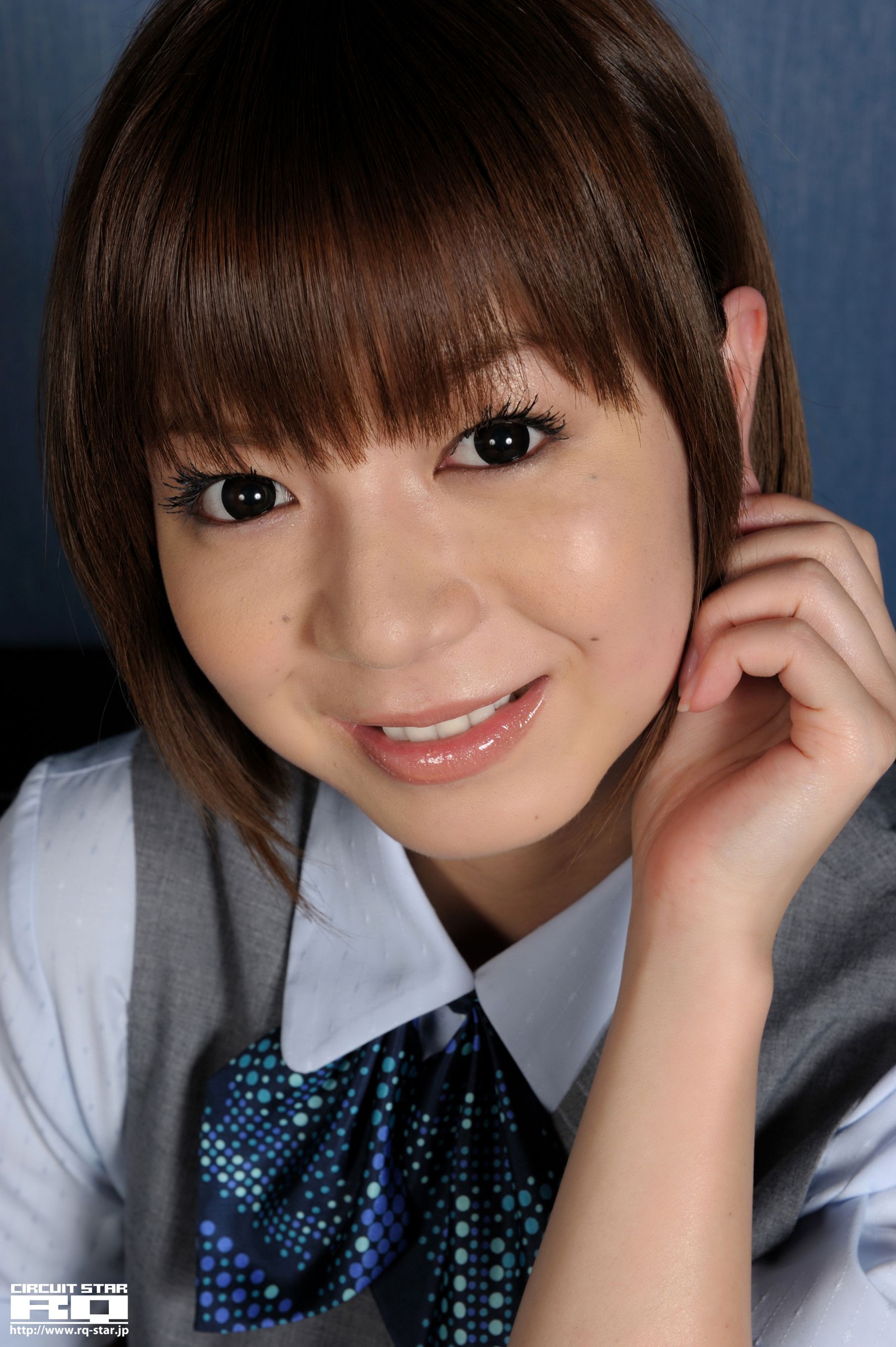 [RQ-STAR] NO.00318 Chiharu Mizuno 水野ちはる Office Lady 写真集/(85P)