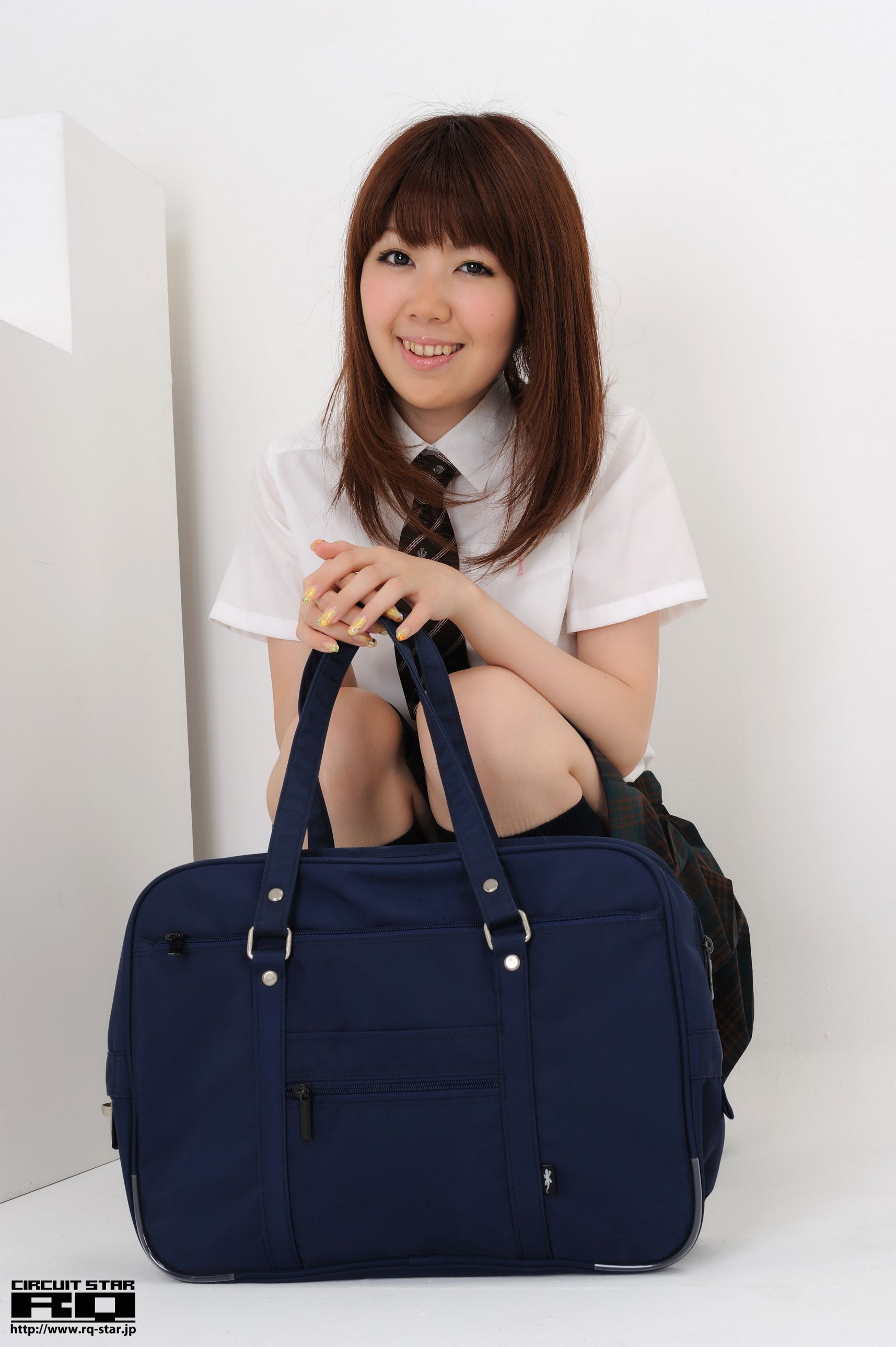 [RQ-STAR] NO.00378 生田晴香 School Girl 写真集/(119P)