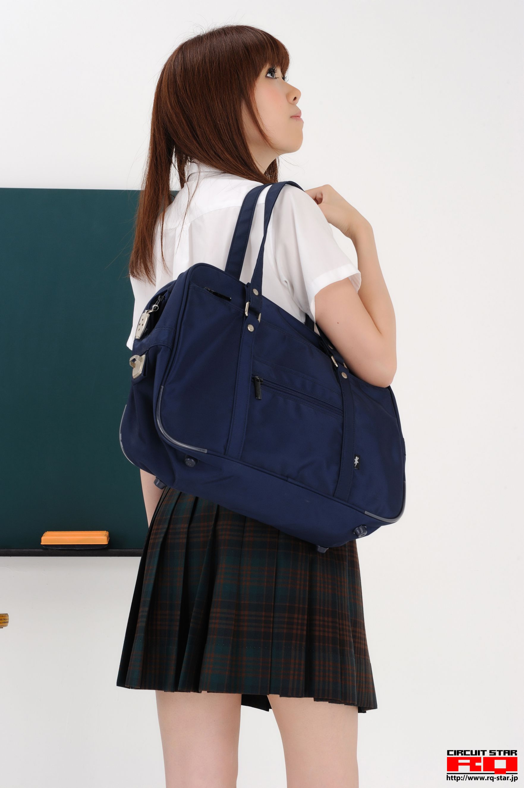 [RQ-STAR] NO.00378 生田晴香 School Girl 写真集/(119P)