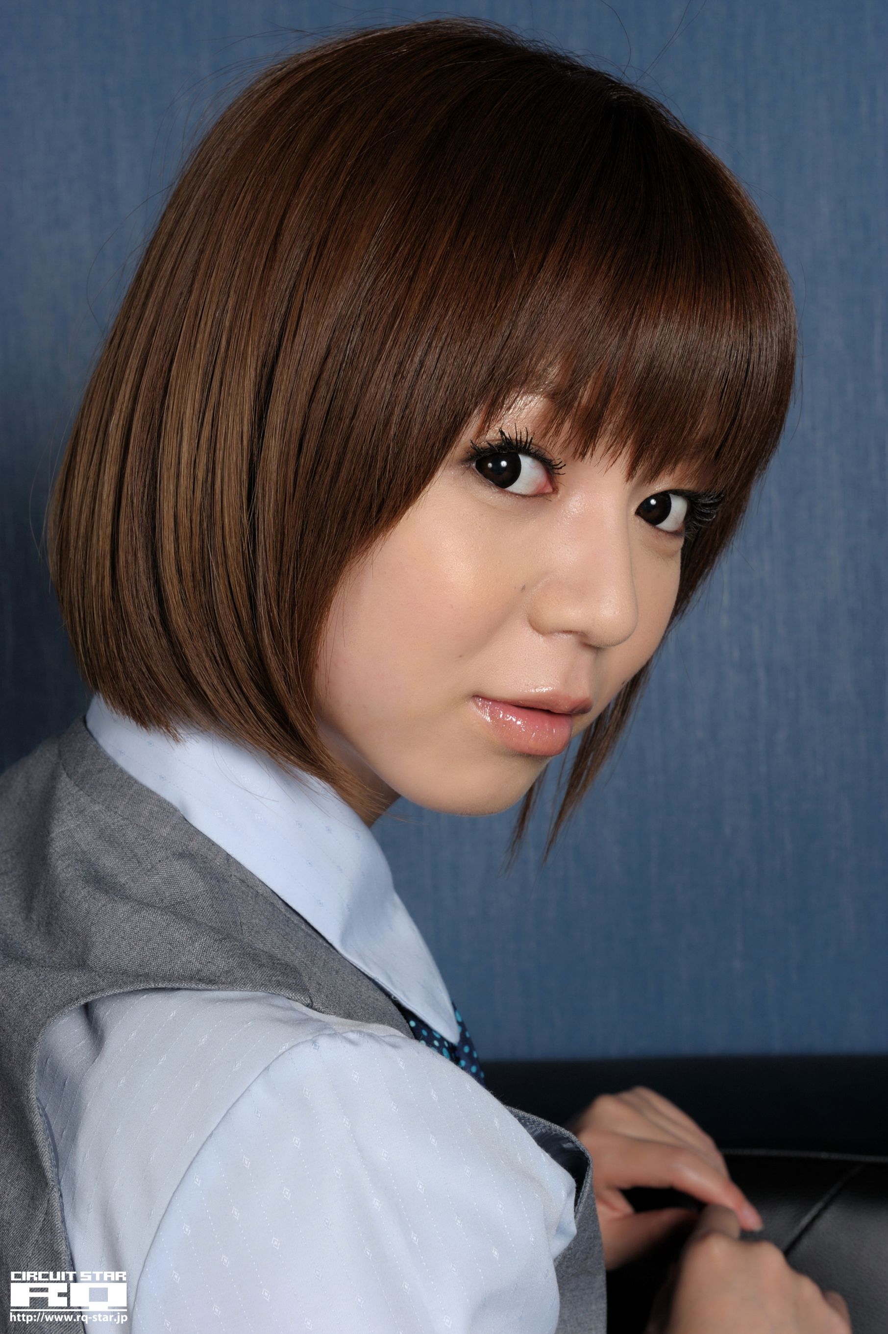 [RQ-STAR] NO.00318 Chiharu Mizuno 水野ちはる Office Lady 写真集/(85P)