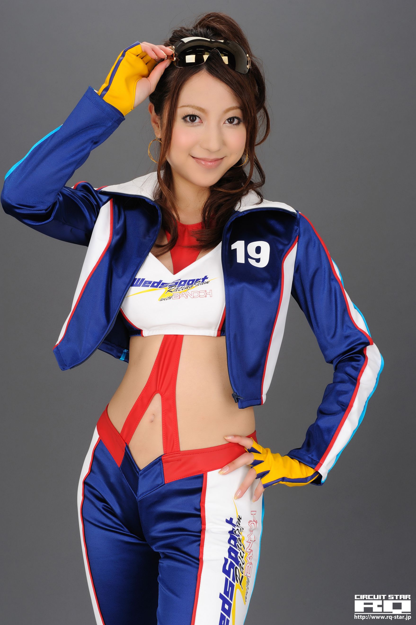 [RQ-STAR] NO.00301 横山かおり Race Queen 写真集/(140P)