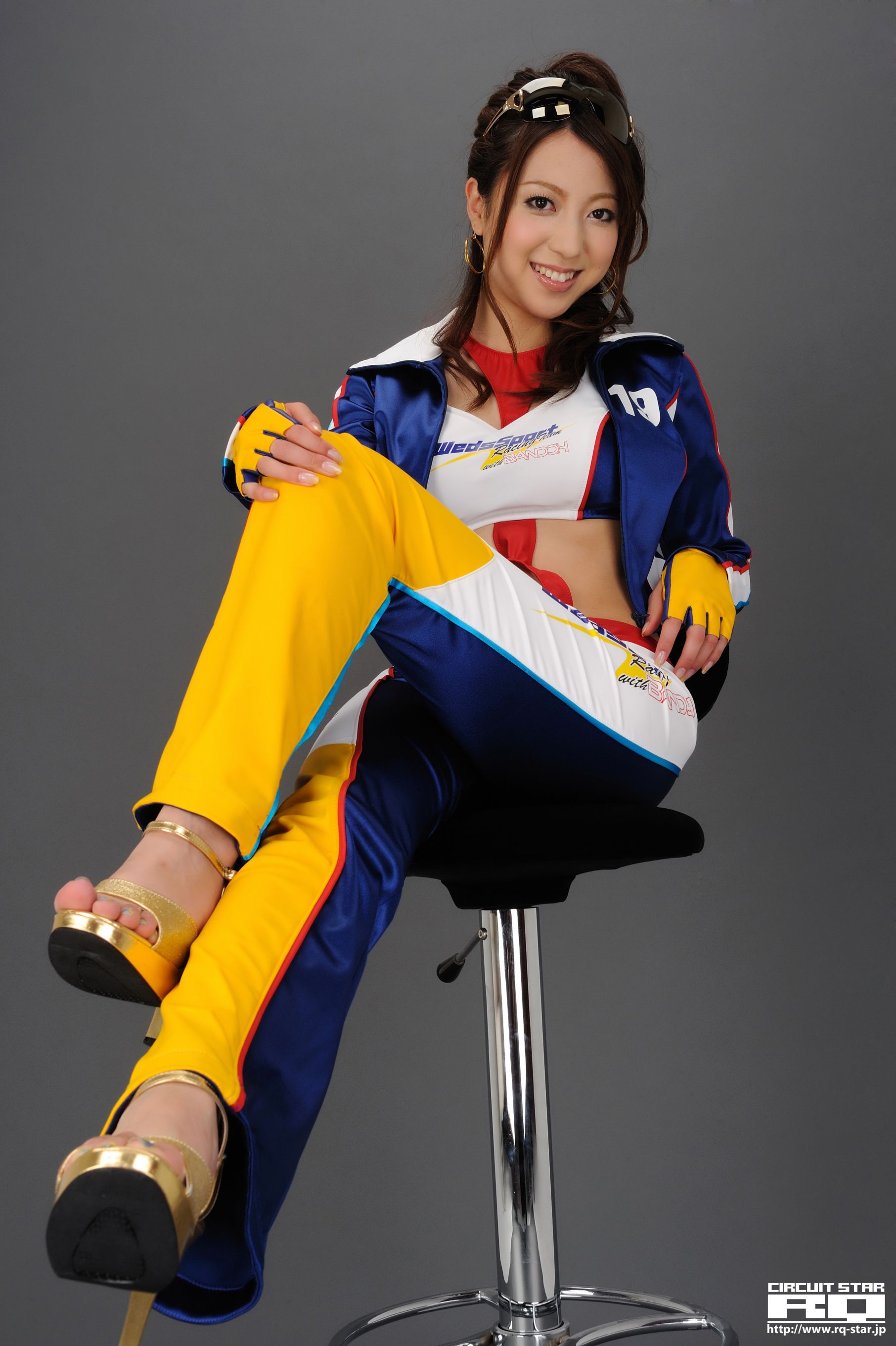 [RQ-STAR] NO.00301 横山かおり Race Queen 写真集/(140P)