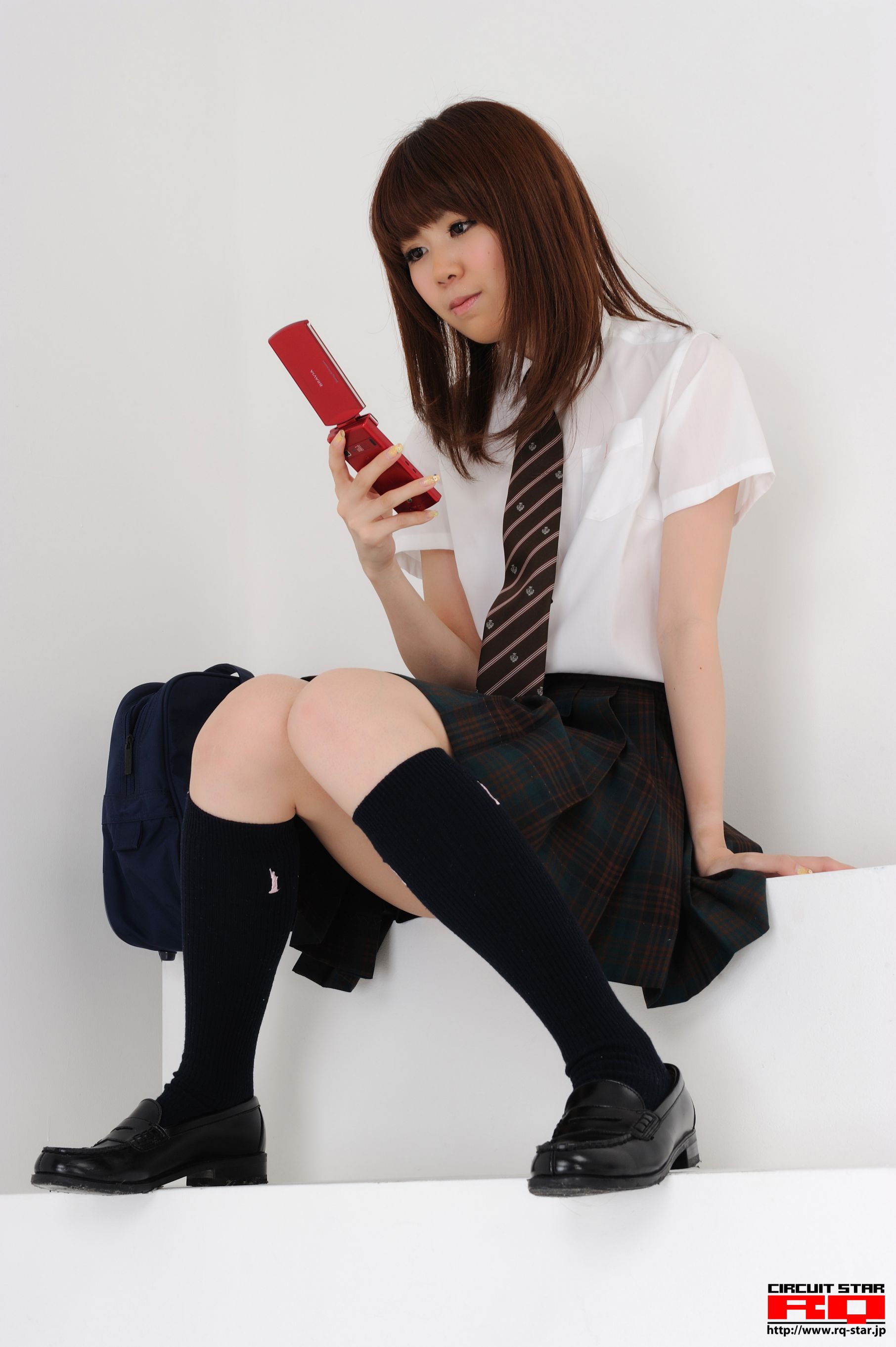 [RQ-STAR] NO.00378 生田晴香 School Girl 写真集/(119P)