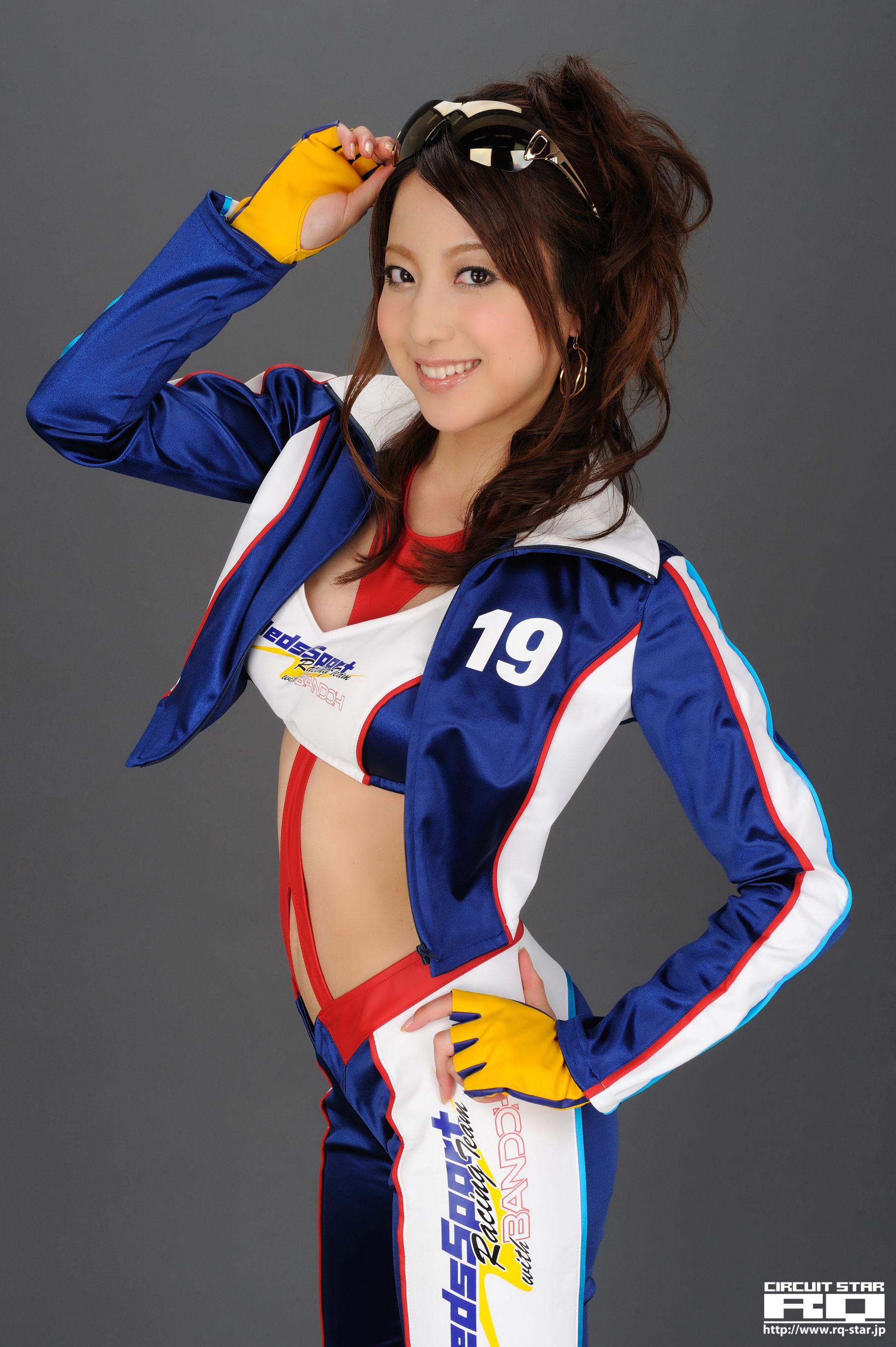 [RQ-STAR] NO.00301 横山かおり Race Queen 写真集/(140P)