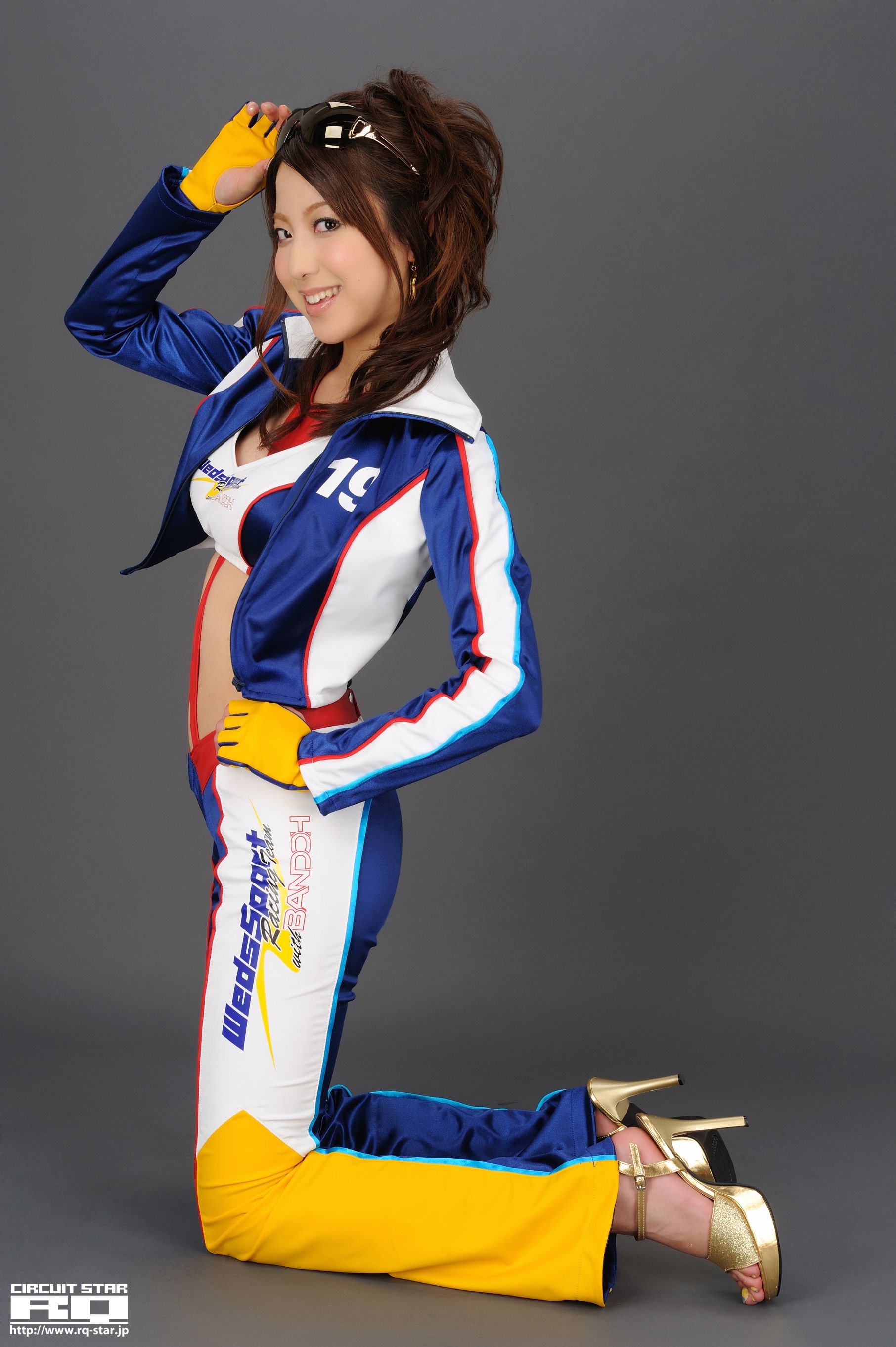 [RQ-STAR] NO.00301 横山かおり Race Queen 写真集/(140P)