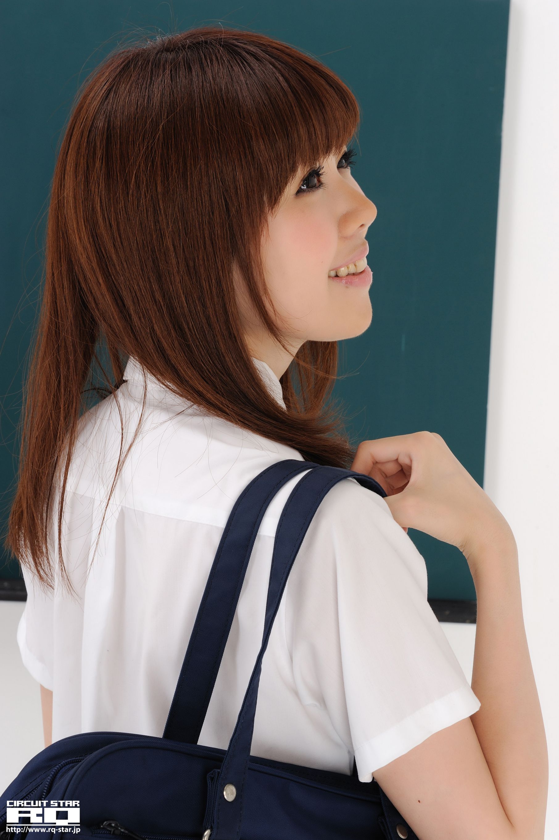 [RQ-STAR] NO.00378 生田晴香 School Girl 写真集/(119P)