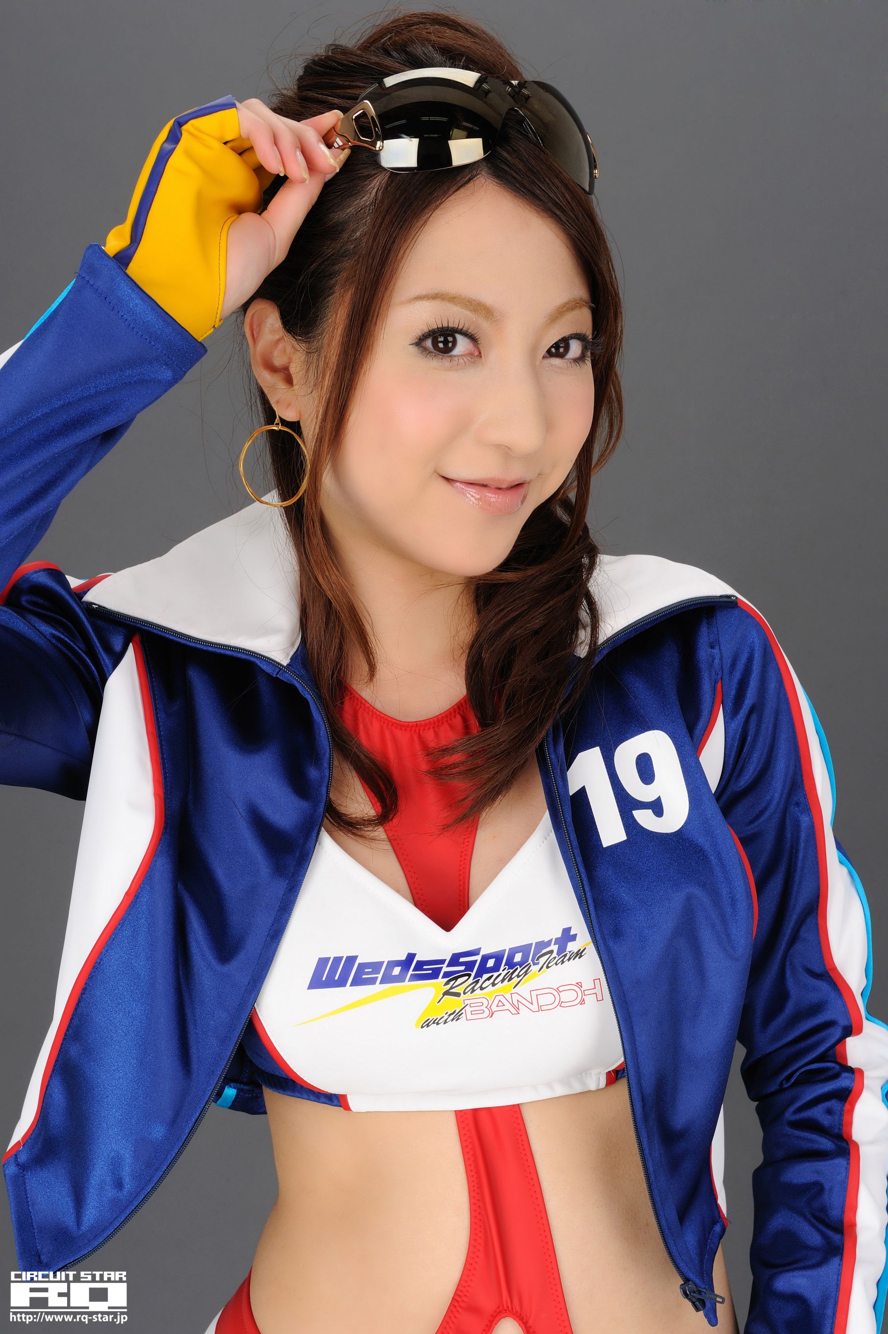 [RQ-STAR] NO.00301 横山かおり Race Queen 写真集/(140P)