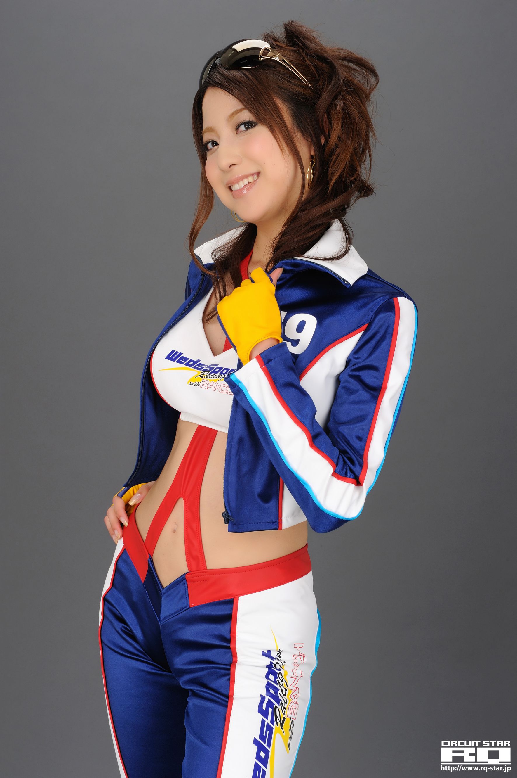 [RQ-STAR] NO.00301 横山かおり Race Queen 写真集/(140P)